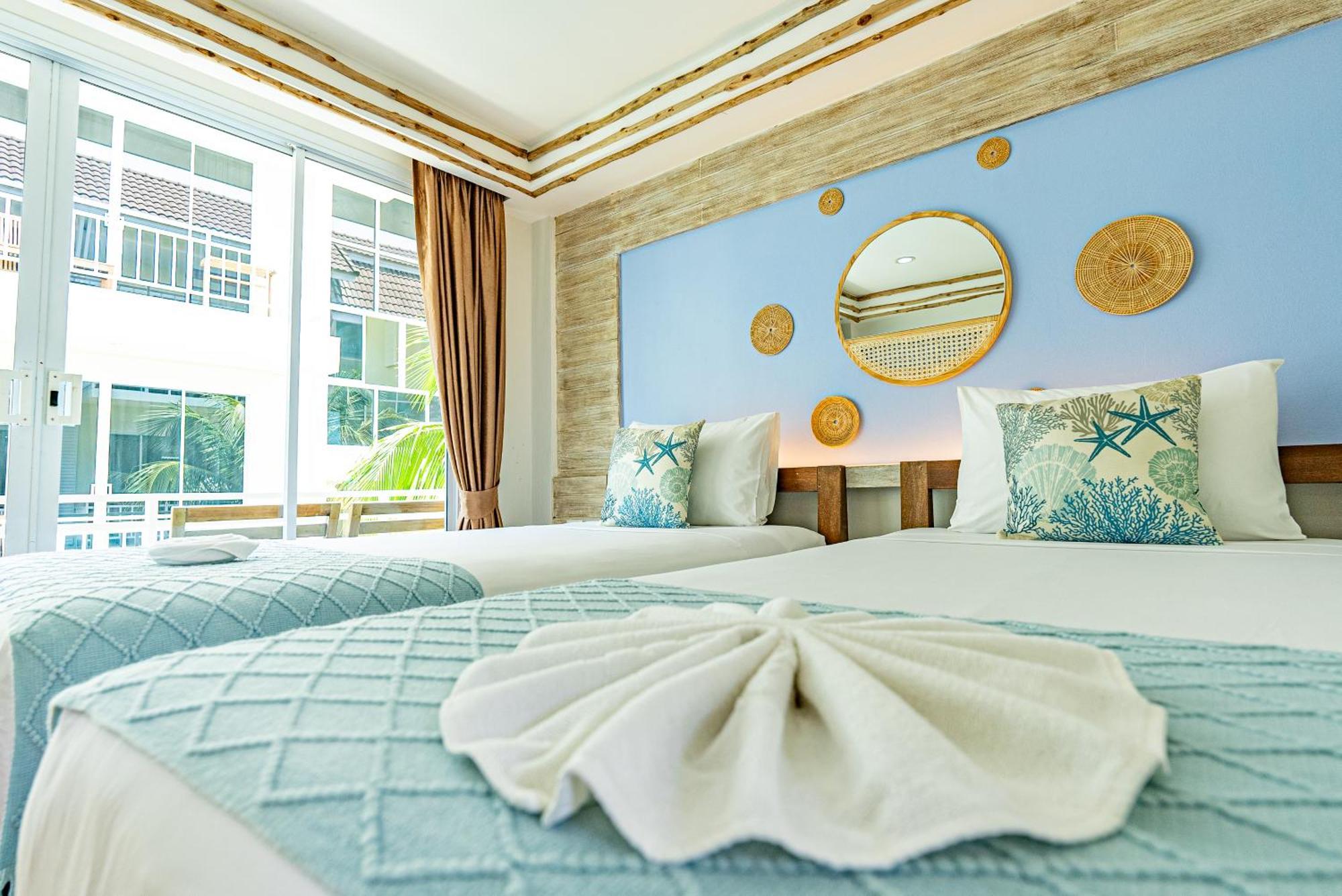 Deluxe AB2 Twin Room