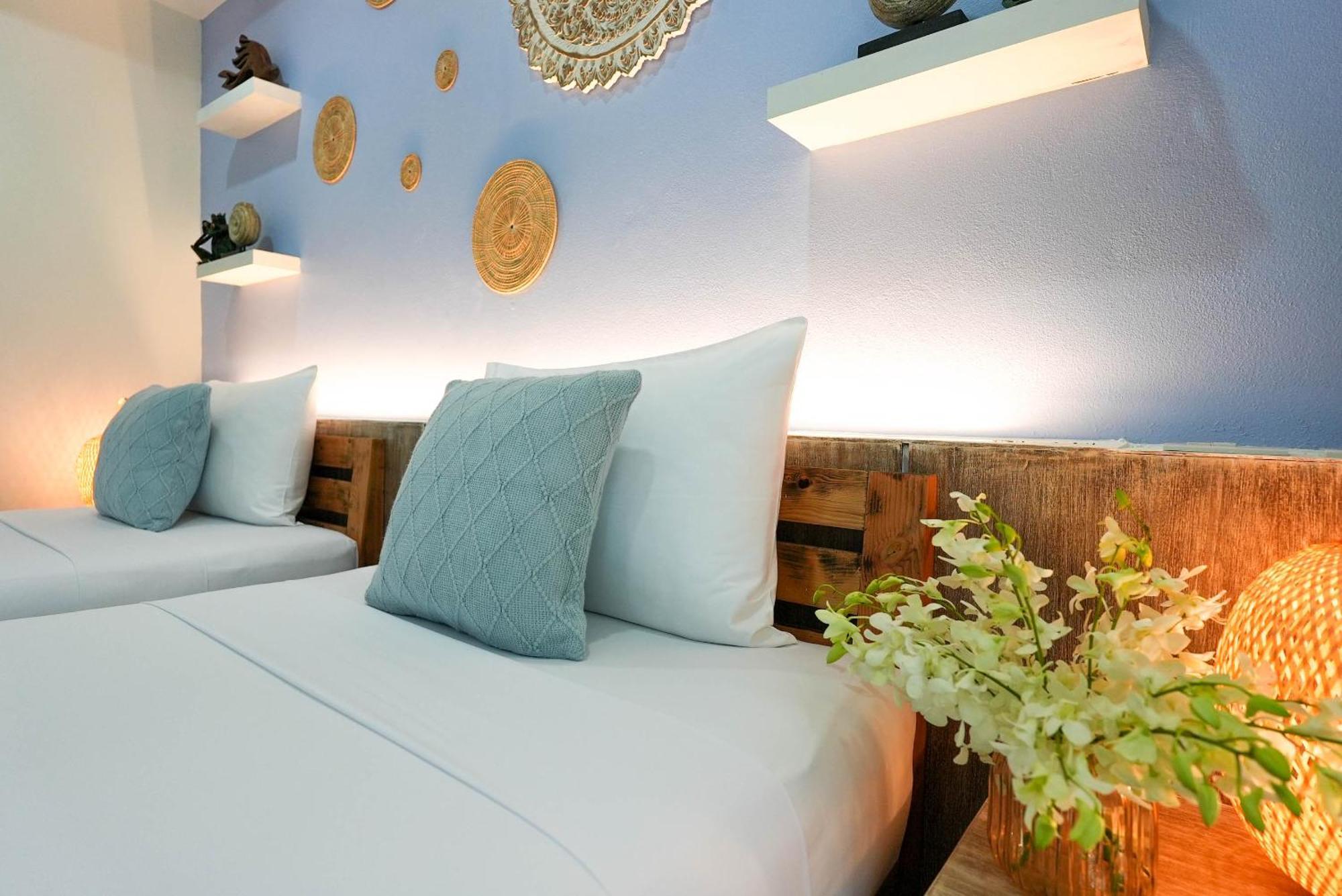Premier AB5 Twin Room