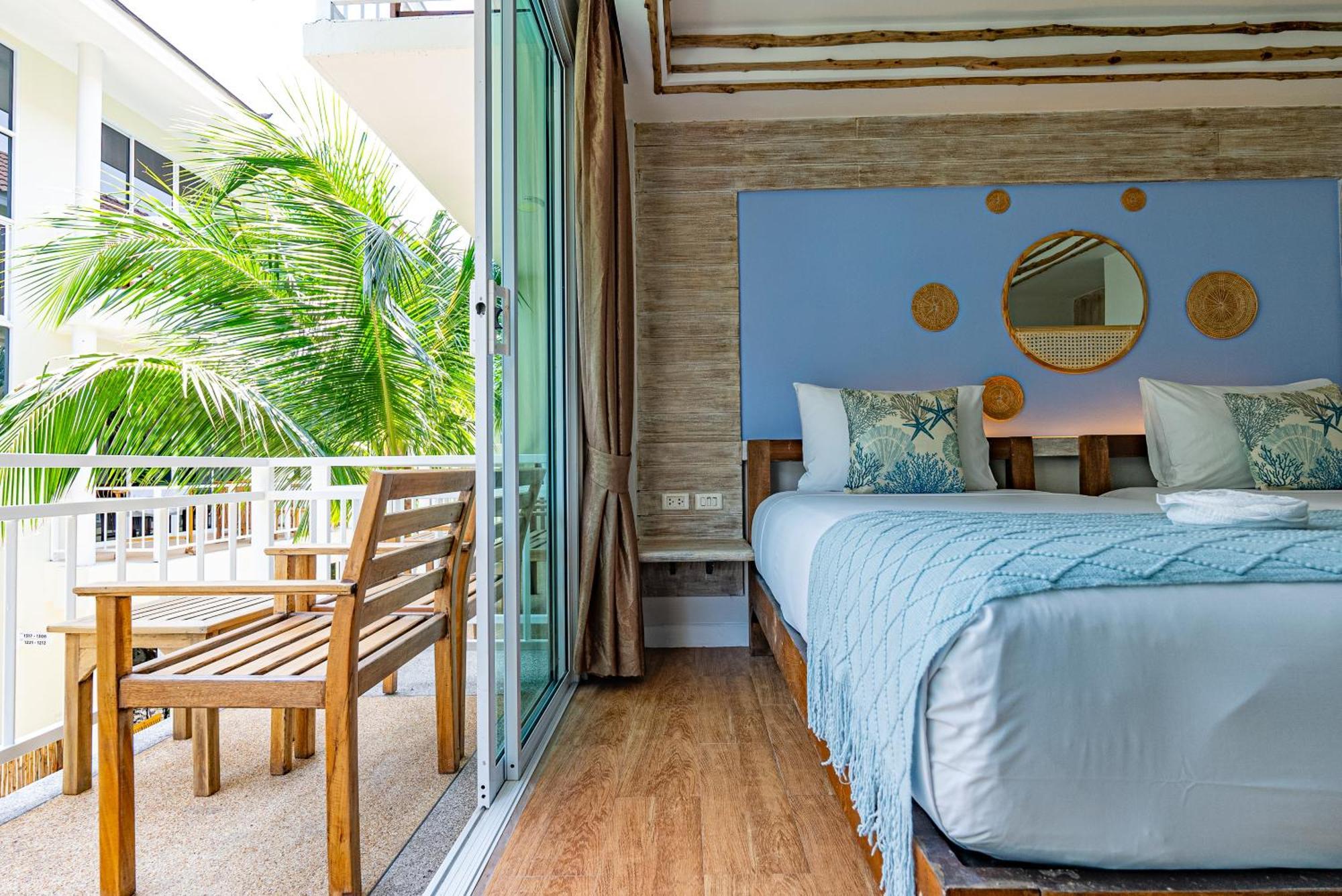 Deluxe AB2 Twin Room
