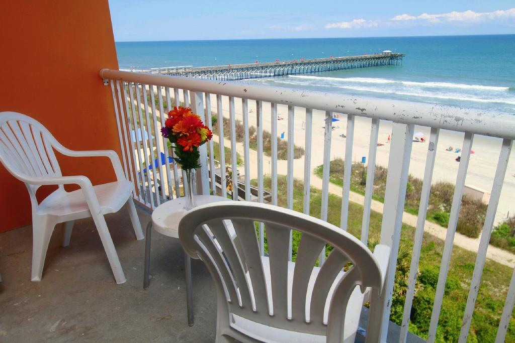 Oceanfront 2 Queen Balcony