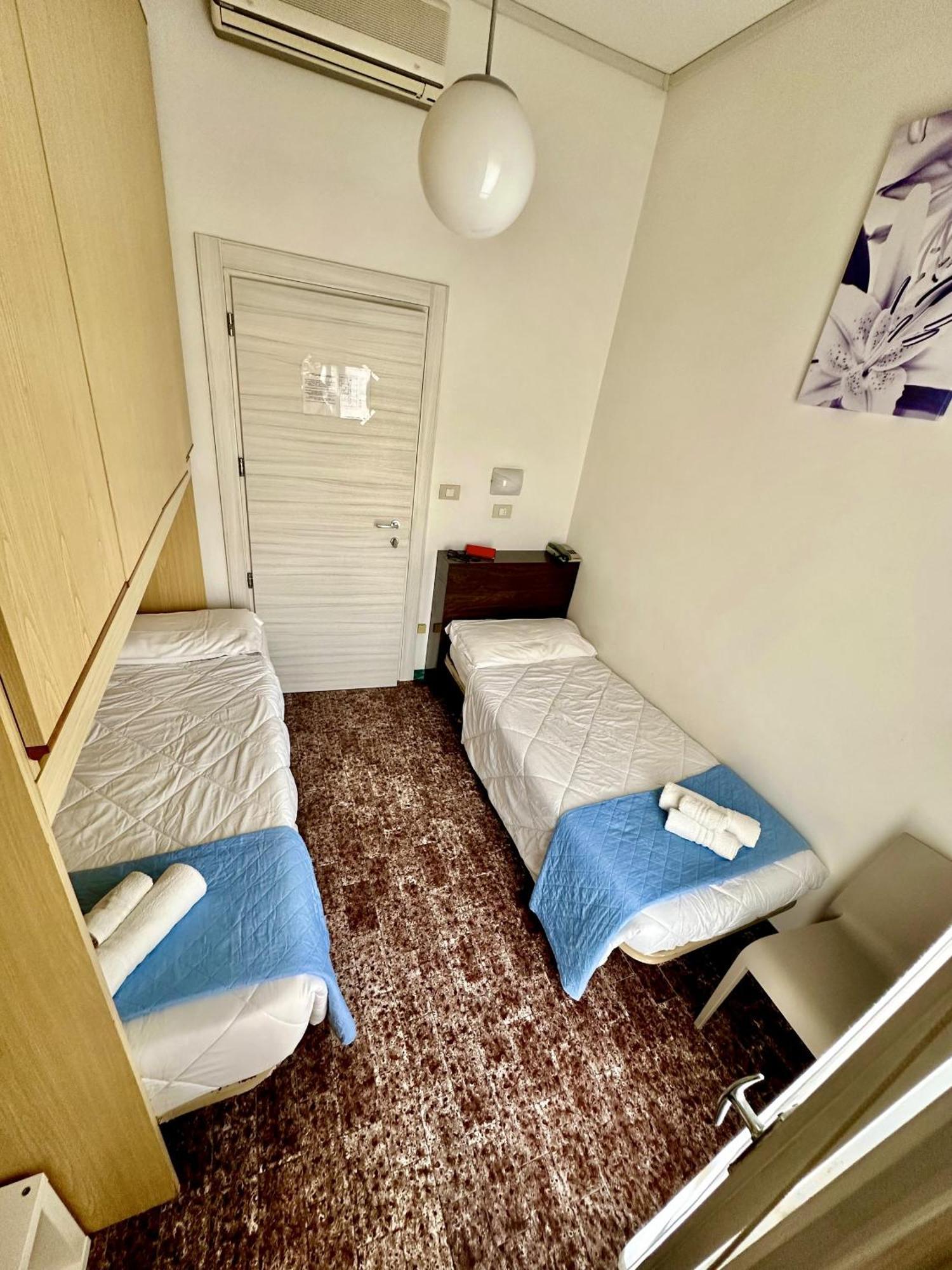 Standard Double or Twin Room,1513407073:JPEG