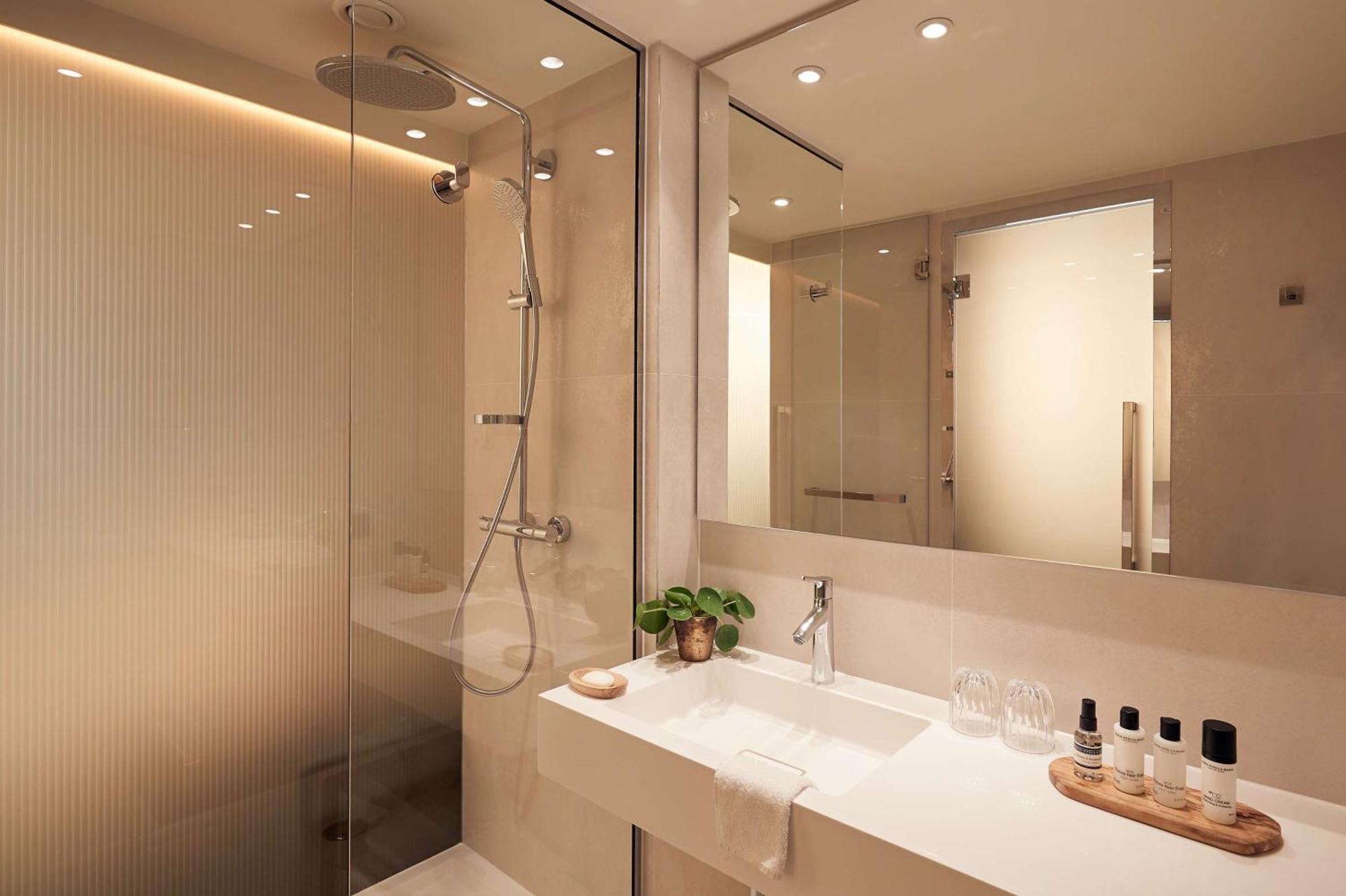 Quarto Queen Superior com Vista para o Jardim