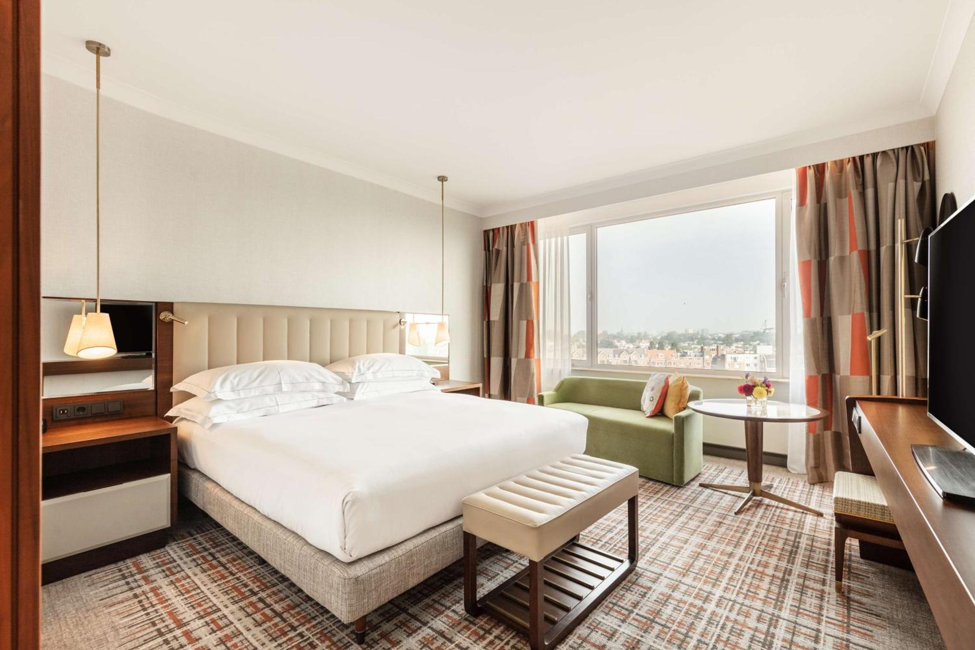 Deluxe King Room,1516428424:JPEG