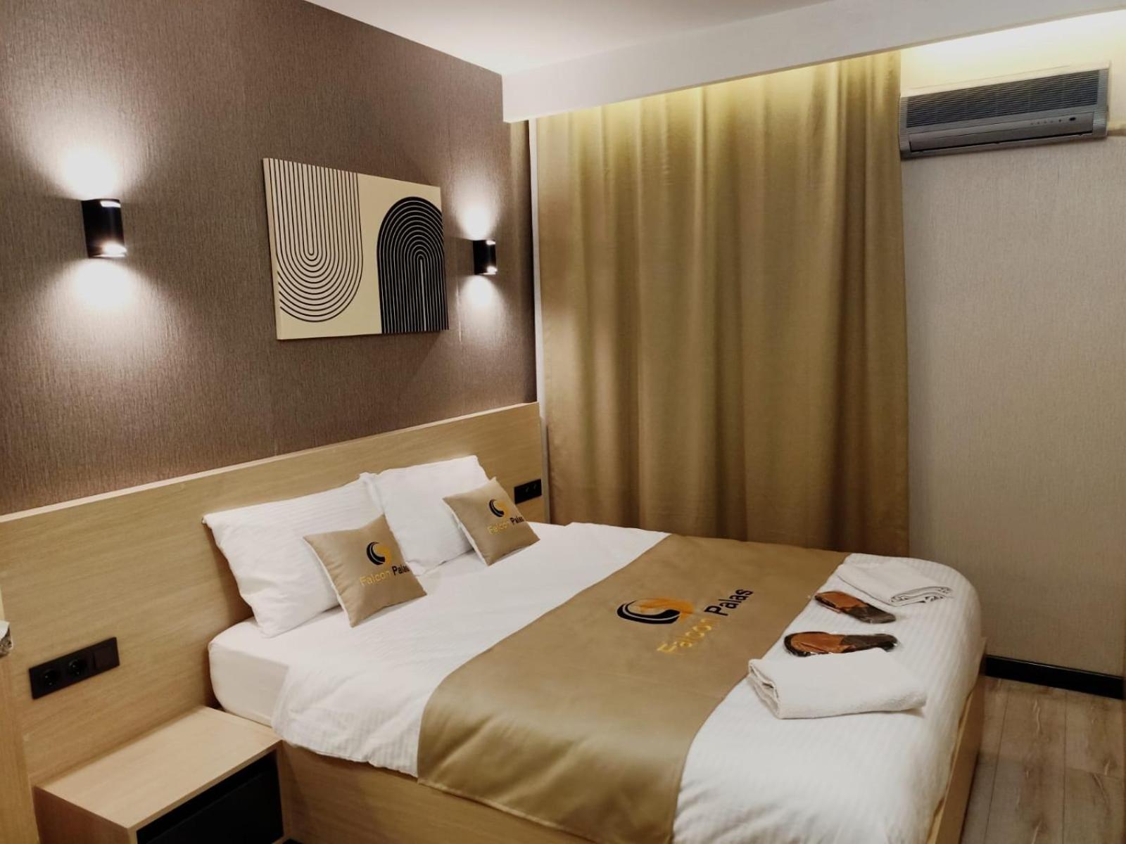 Chambre Double Deluxe (2 Adultes + 1 Enfant)