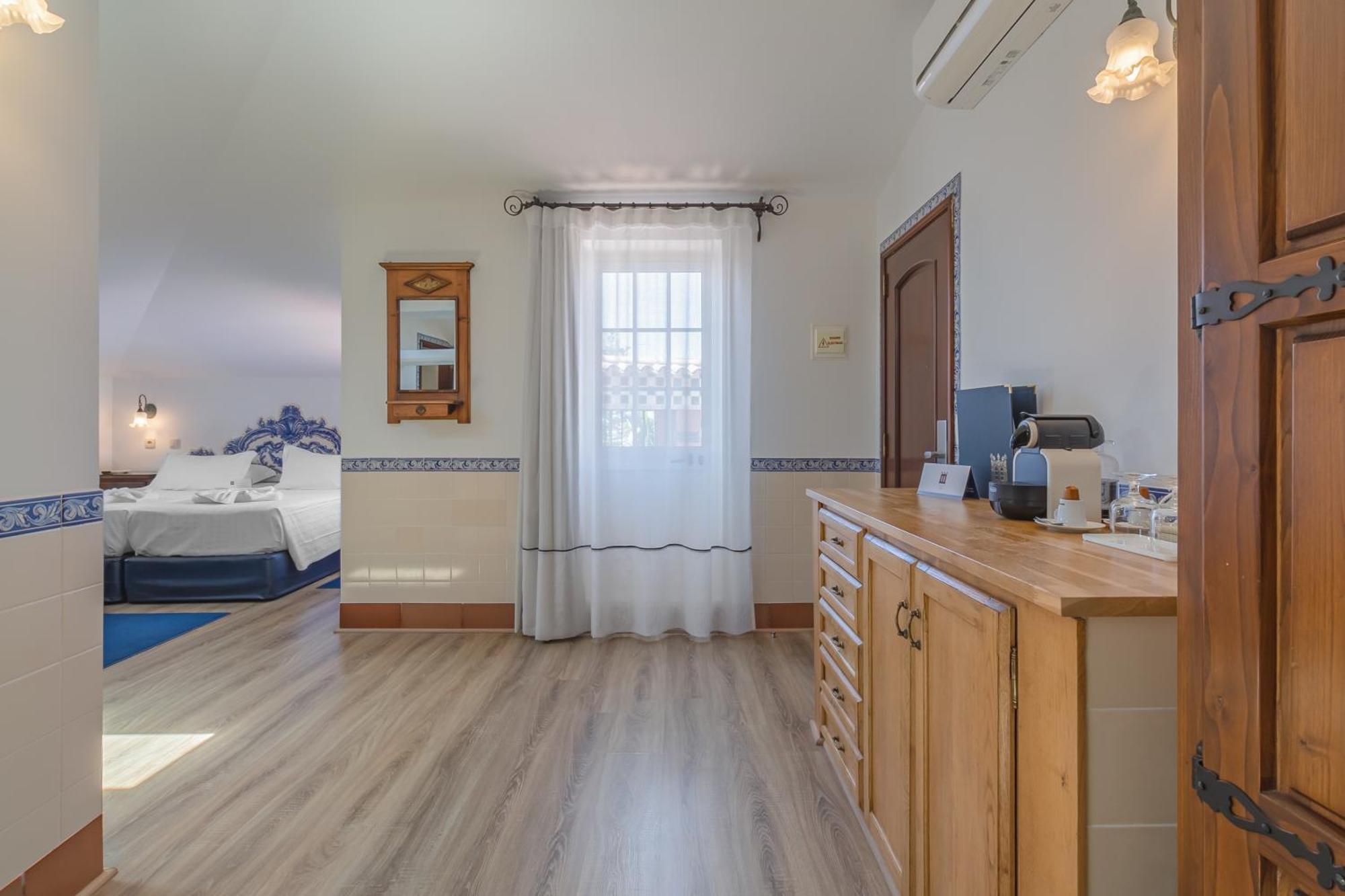 Suíte Júnior com Terraço - Sótão - Casa Principal