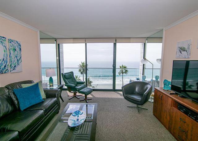 One-Bedroom Apartment Ocean View,1543912618:JPEG