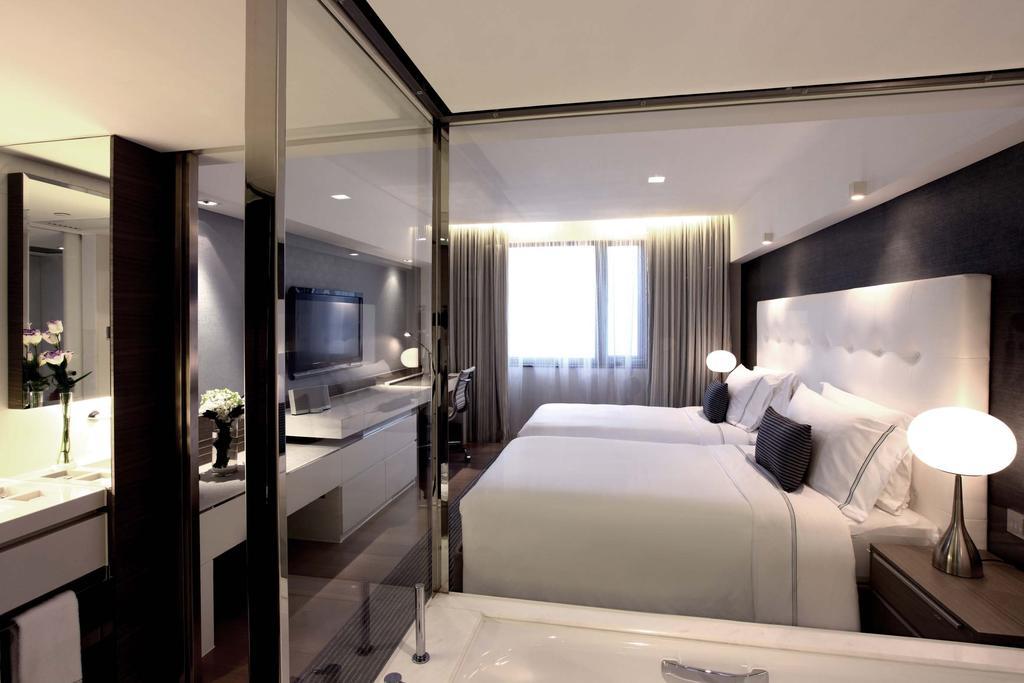 Quarto com Cama King-size ou 2 Camas de Solteiro e Vista do Jardim