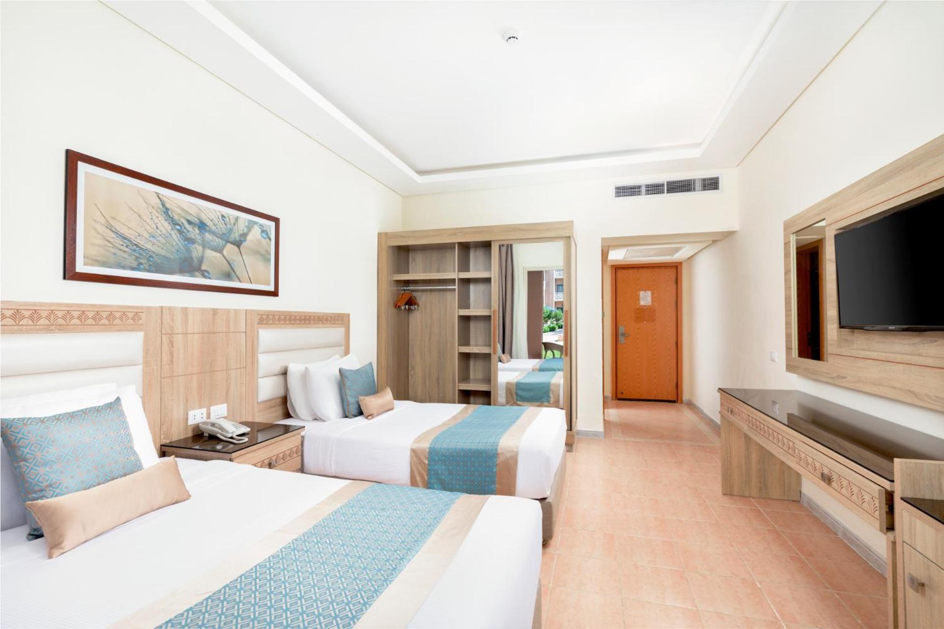 Doppelzimmer mit Poolblick