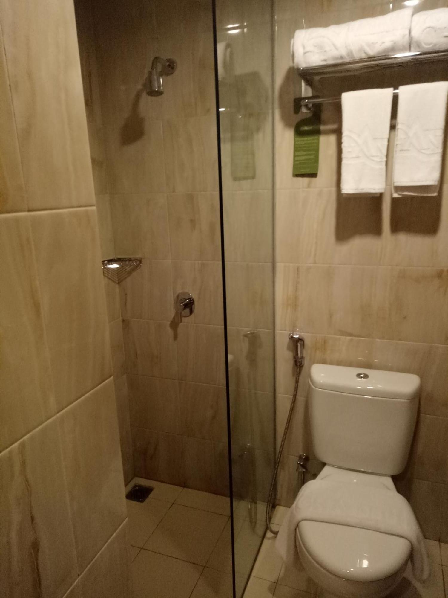 Deluxe Tweepersoonskamer met 2 Aparte Bedden - Roken Toegestaan