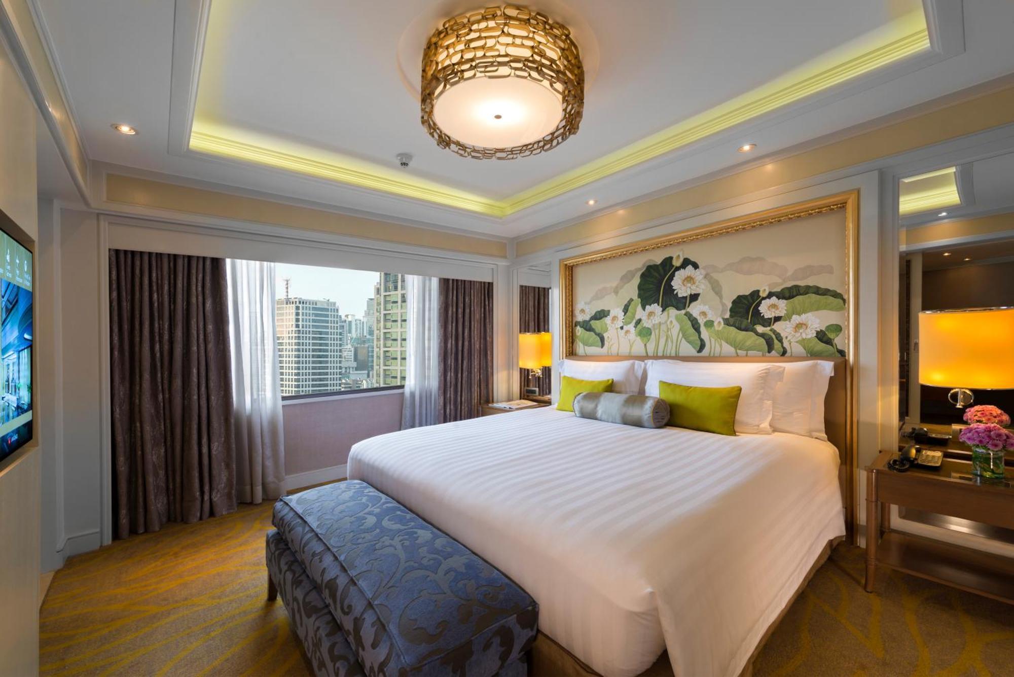 Deluxe King Suite