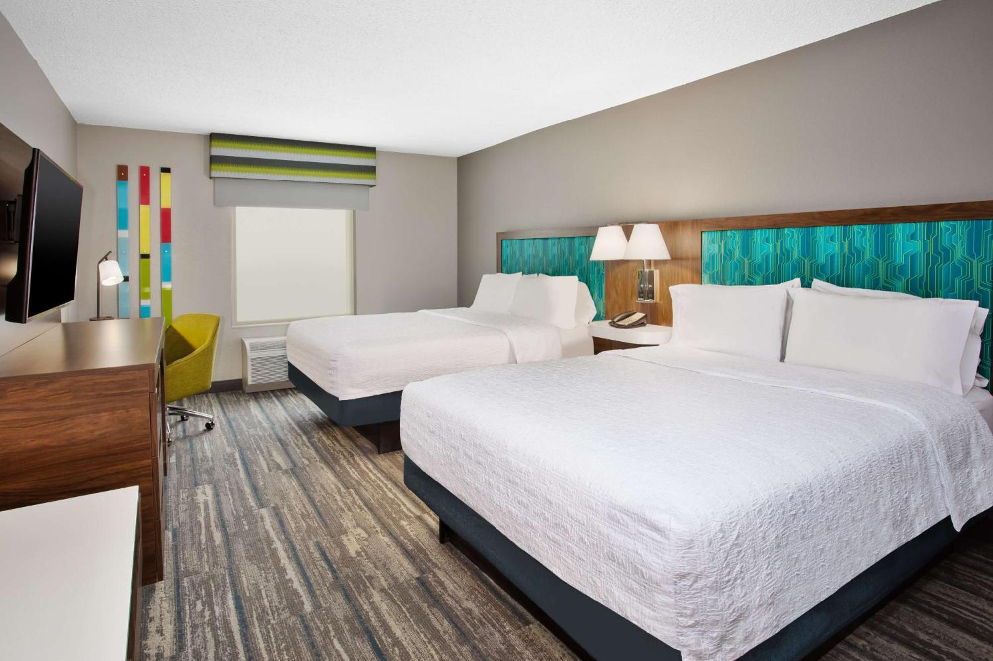 Room with Two Queen Beds - Non-Smoking,1546647763:JPEG