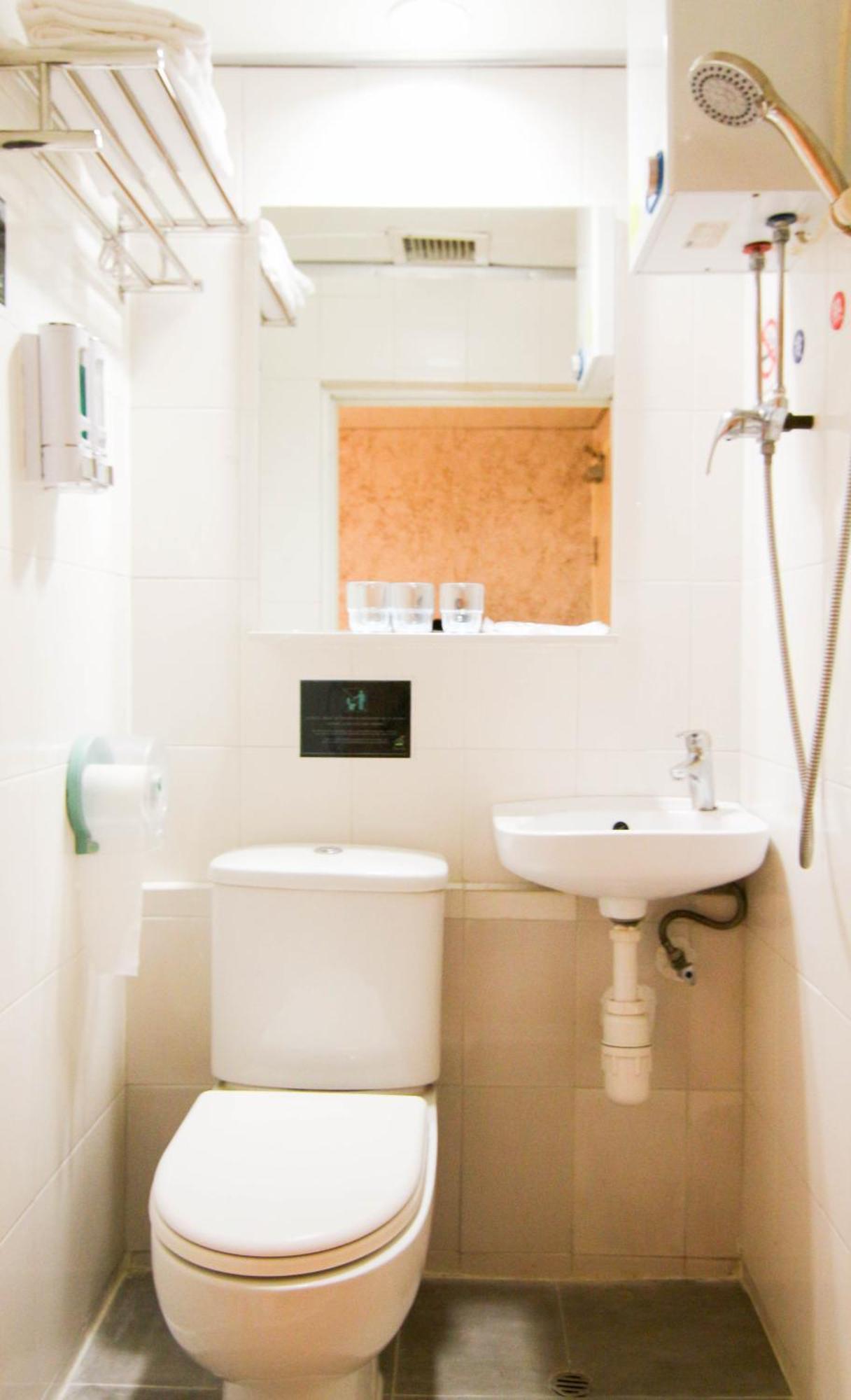 Single Room (No Window)