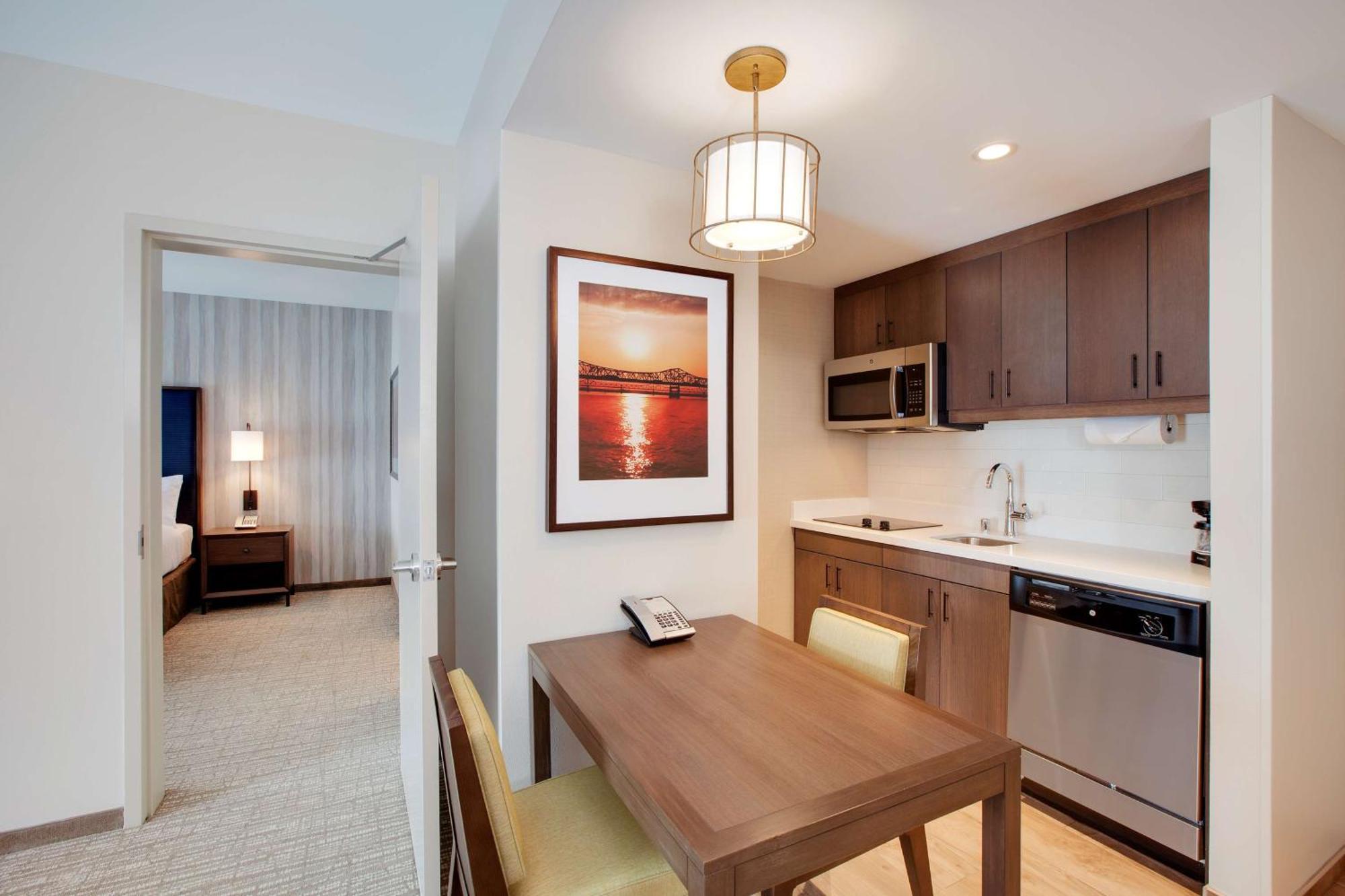 One-Bedroom King Suite Non-Smoking