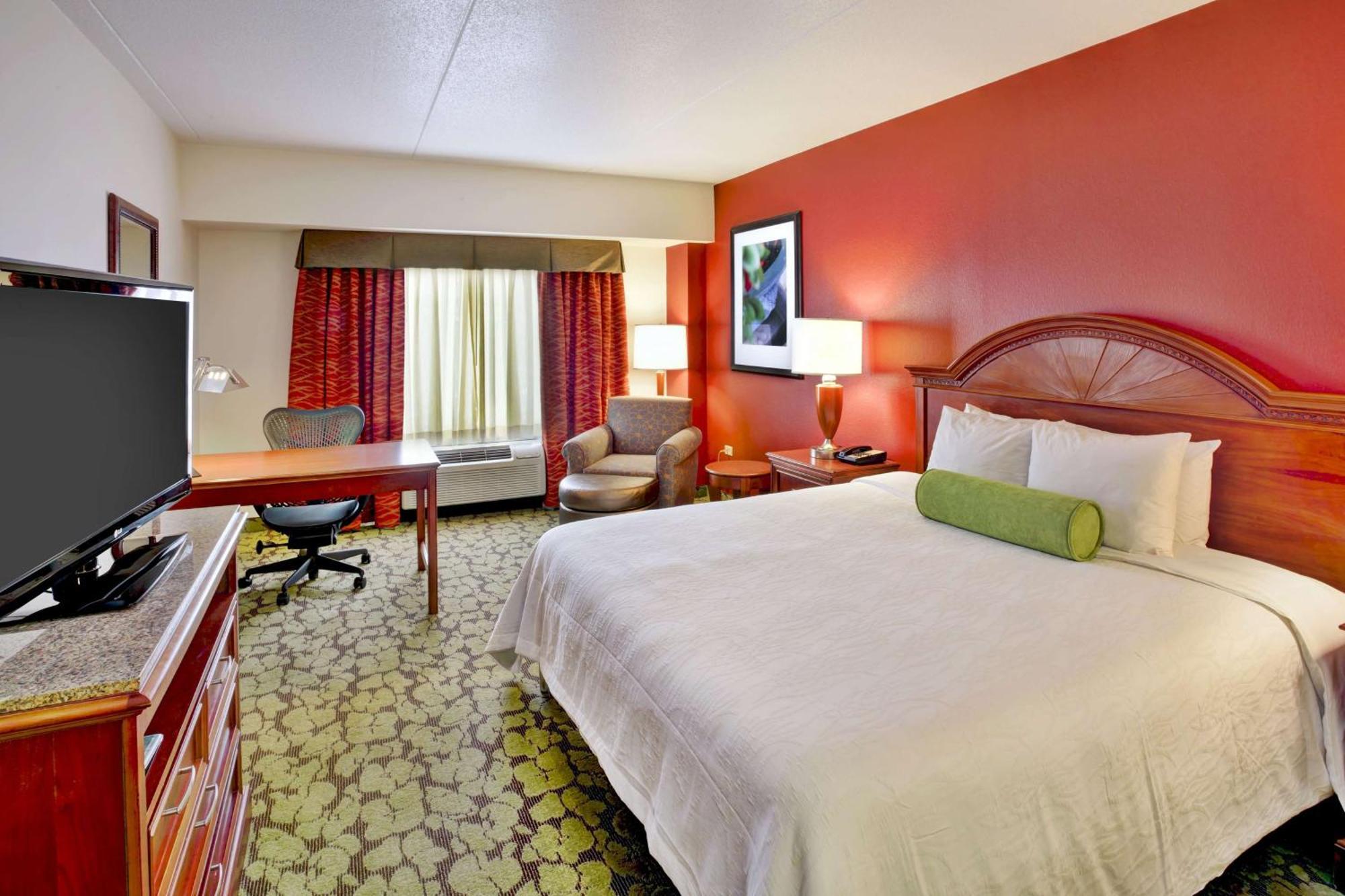 King Room - Hearing Access,1552331692:JPEG