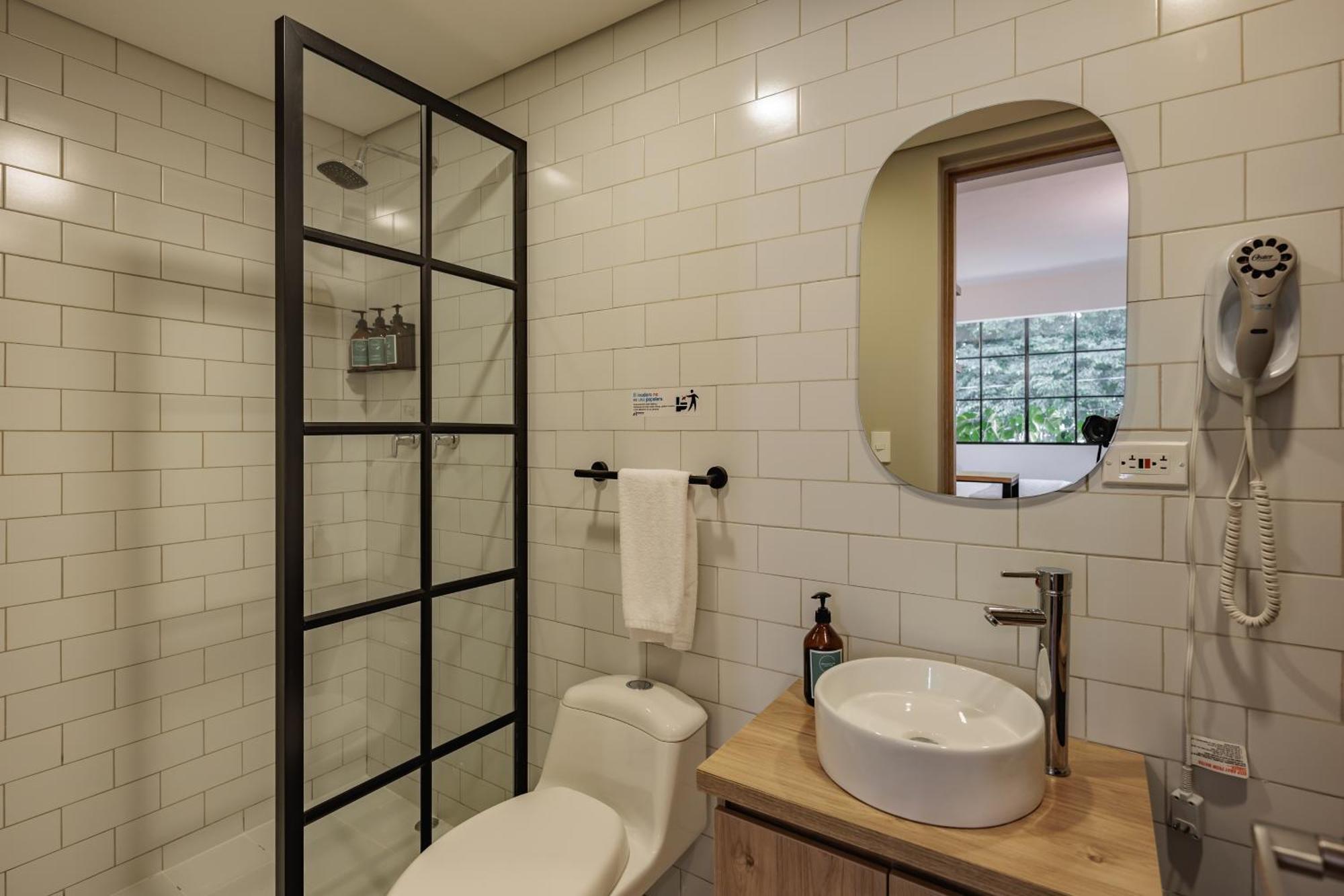One-Bedroom Apartment with Balcony
