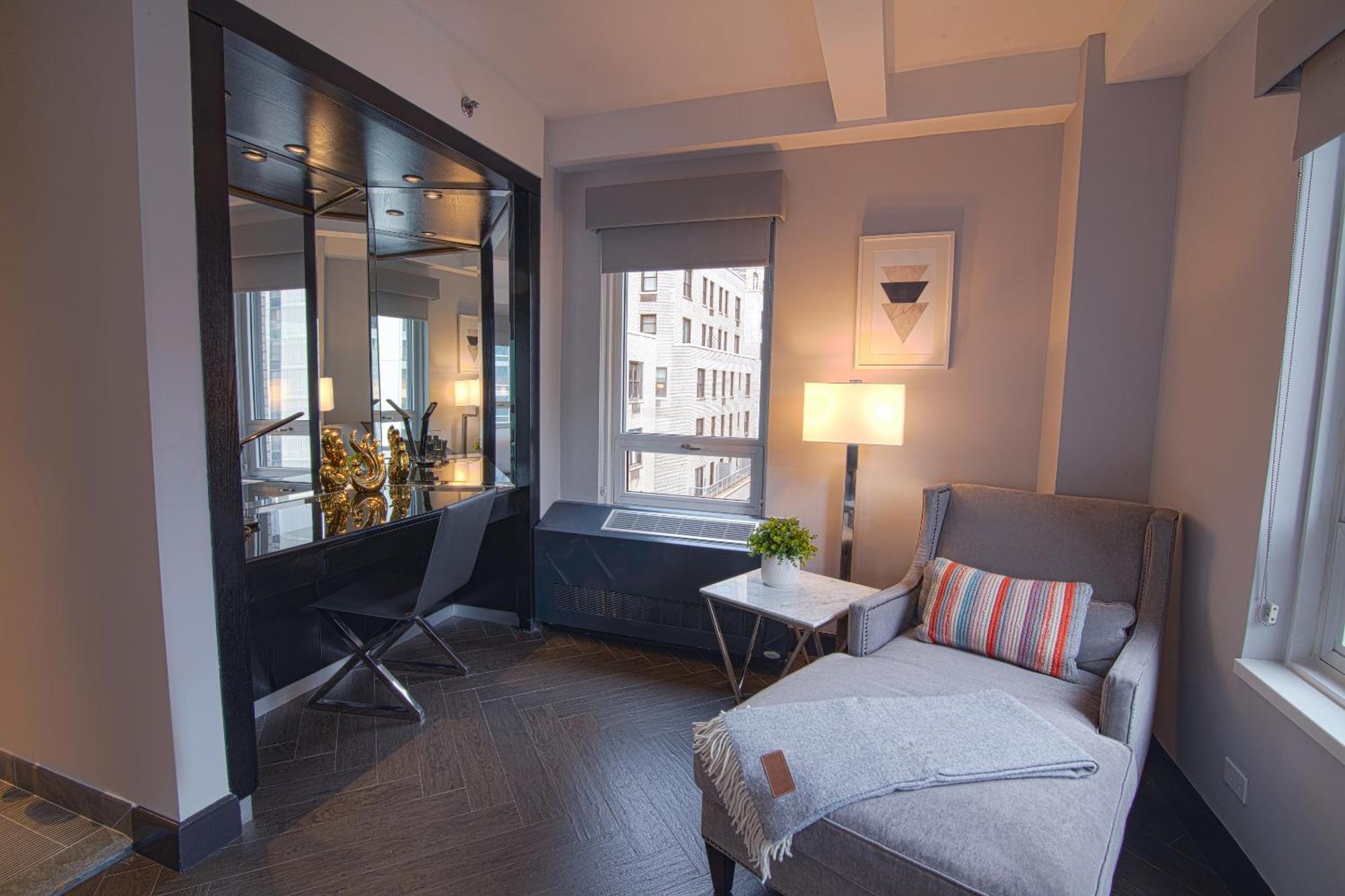 Presidential Suite,1557031078:JPEG