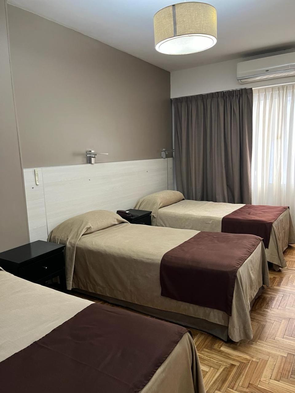 Triple Room,1564228222:JPEG