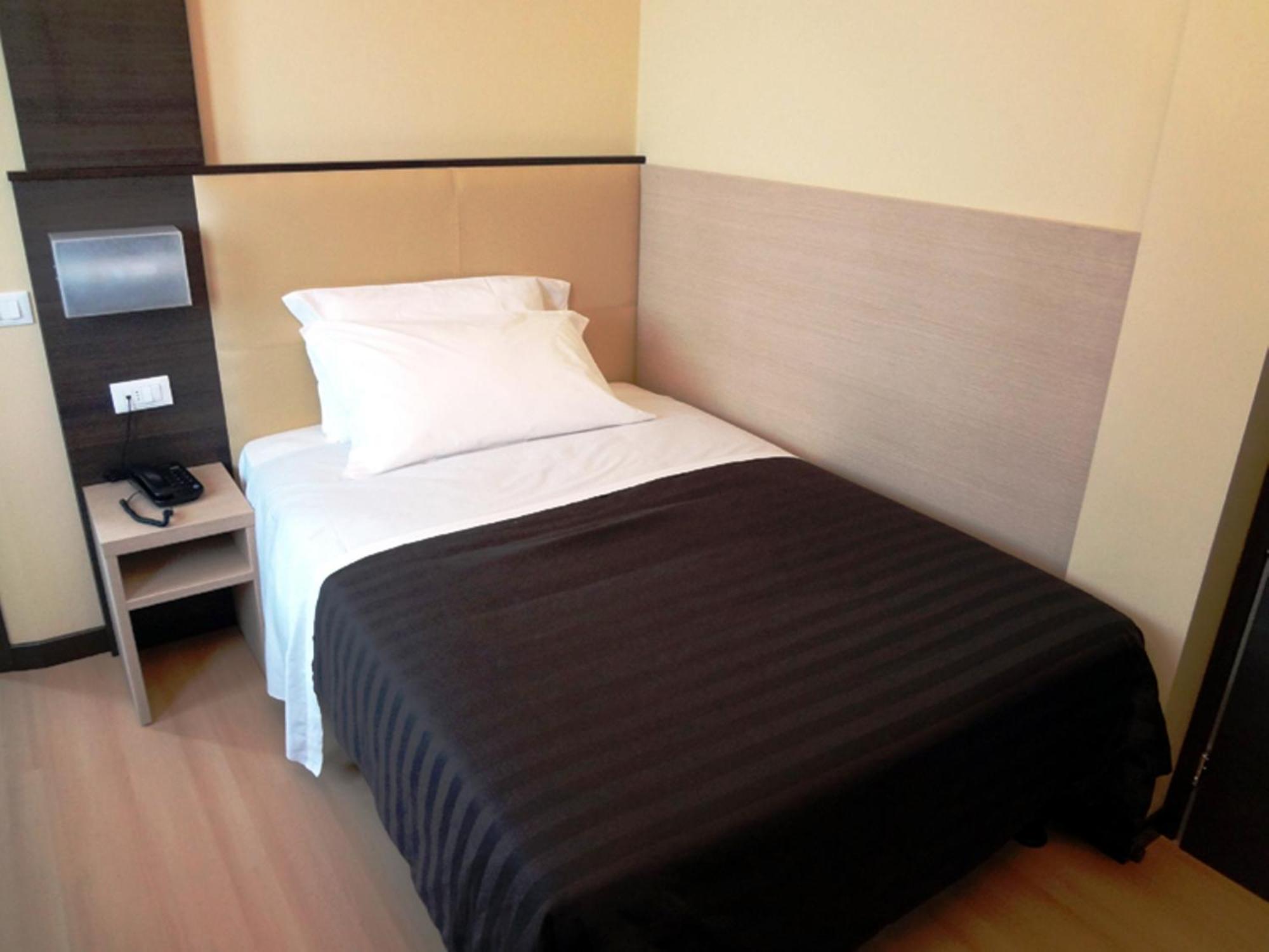 Economy Double Room,1216360171:JPEG