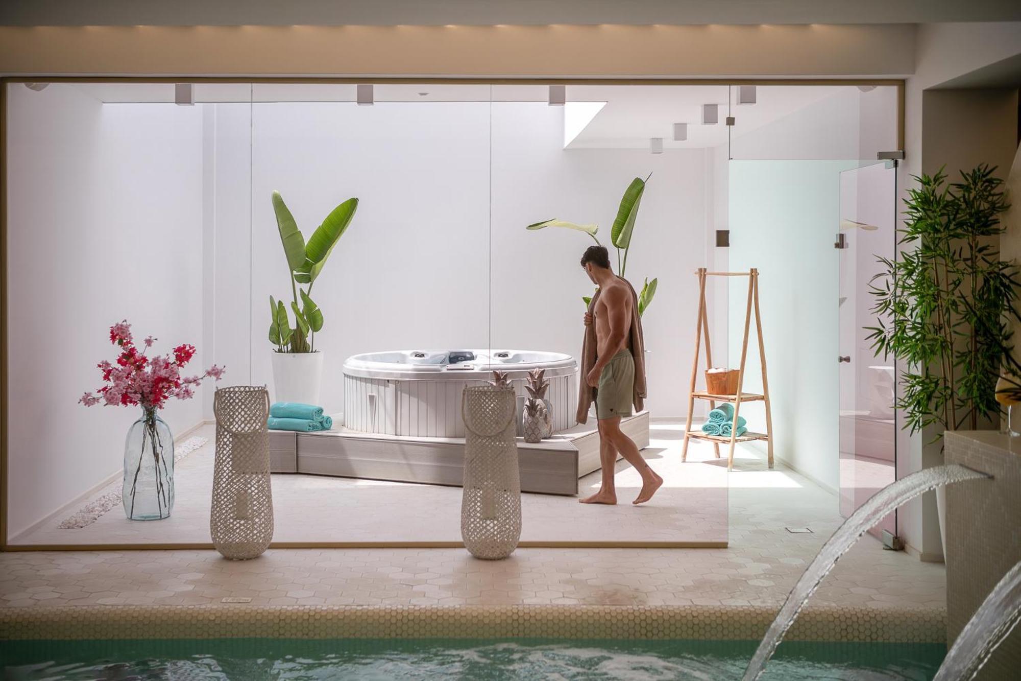 One-Bedroom Apartment Private Pool No View