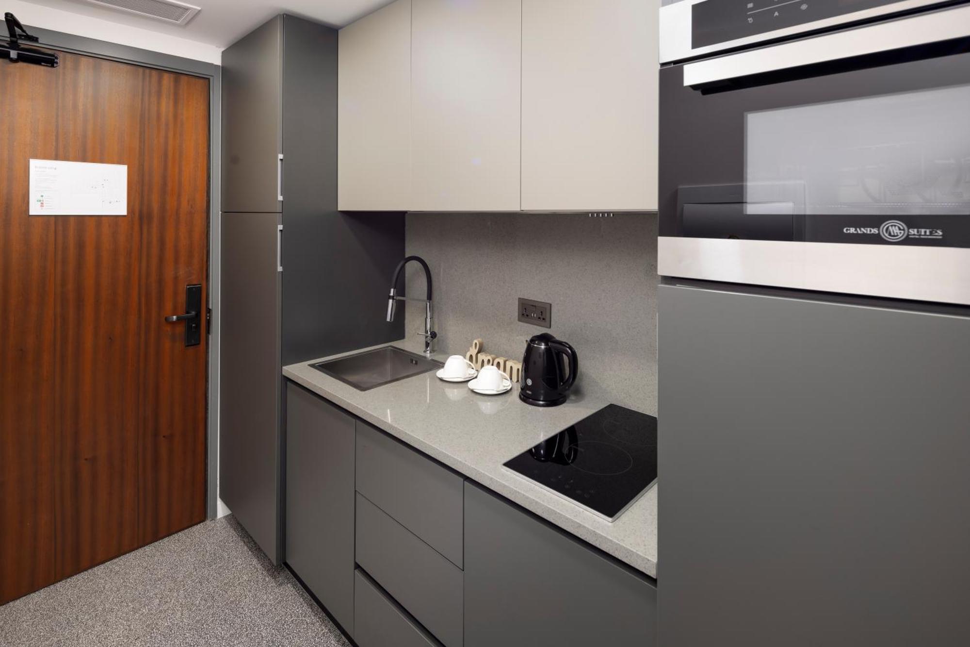 Studio Suite
