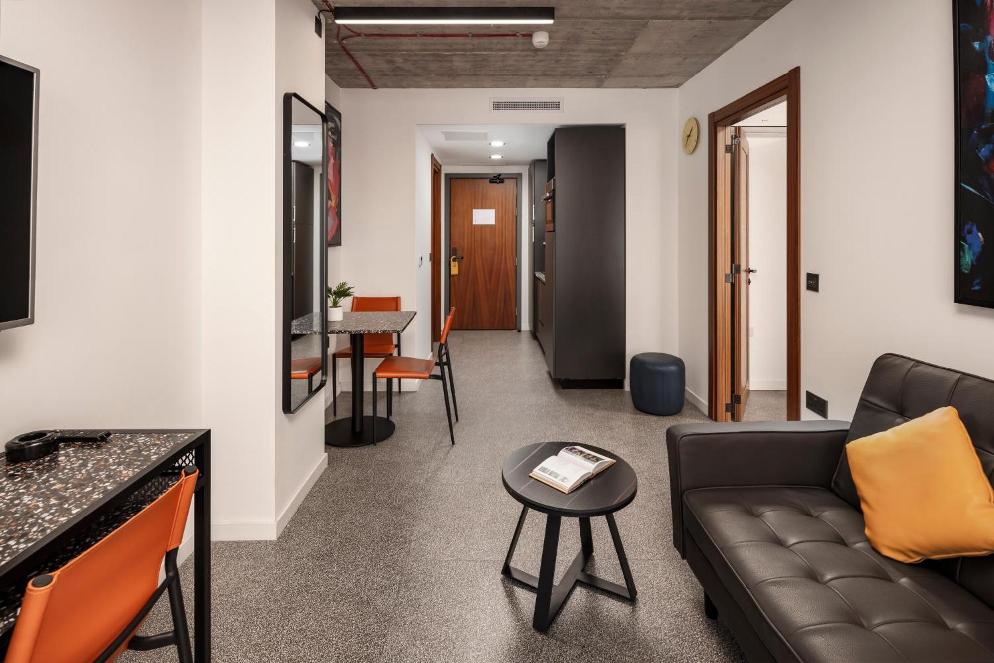 Executive One-Bedroom Suite Harbour View