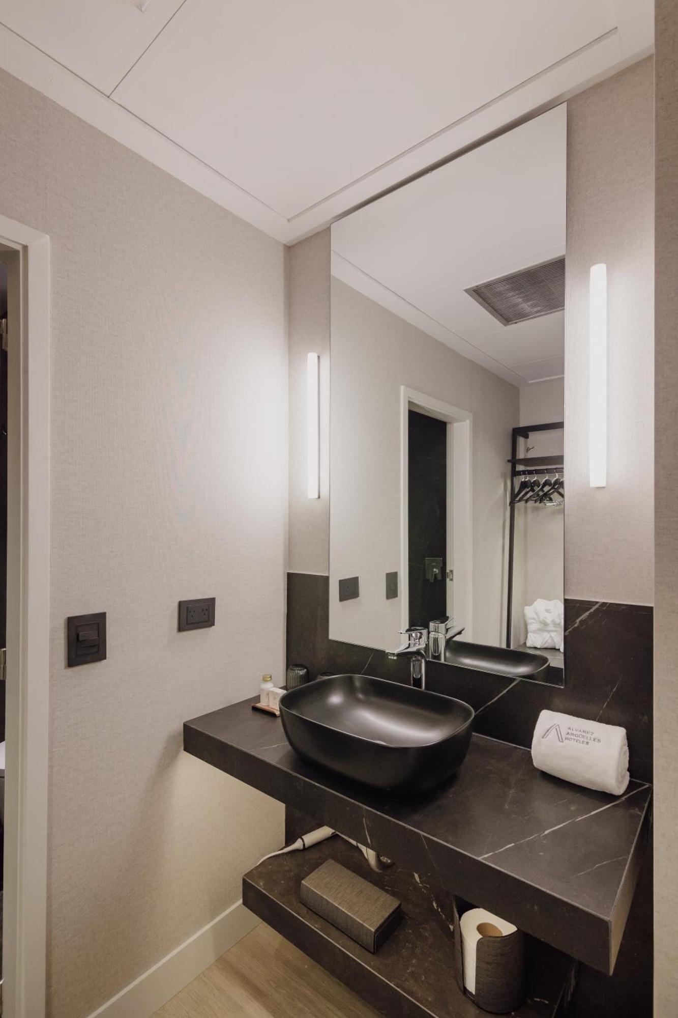 Quarto Superior com 2 Camas de Solteiro