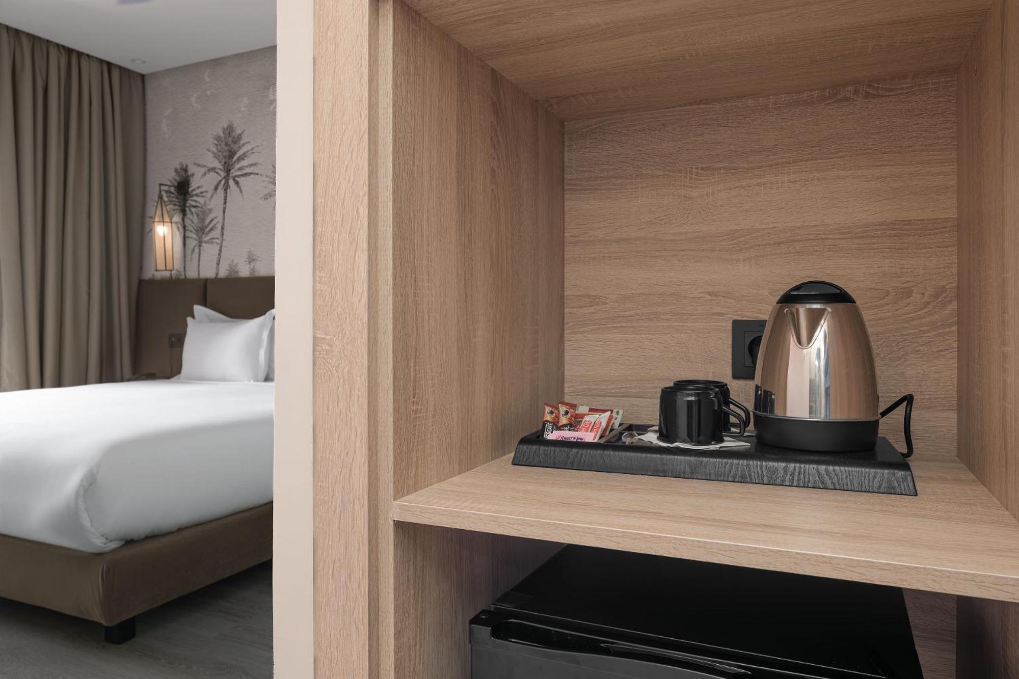 Chambre Double - Vue sur Gare