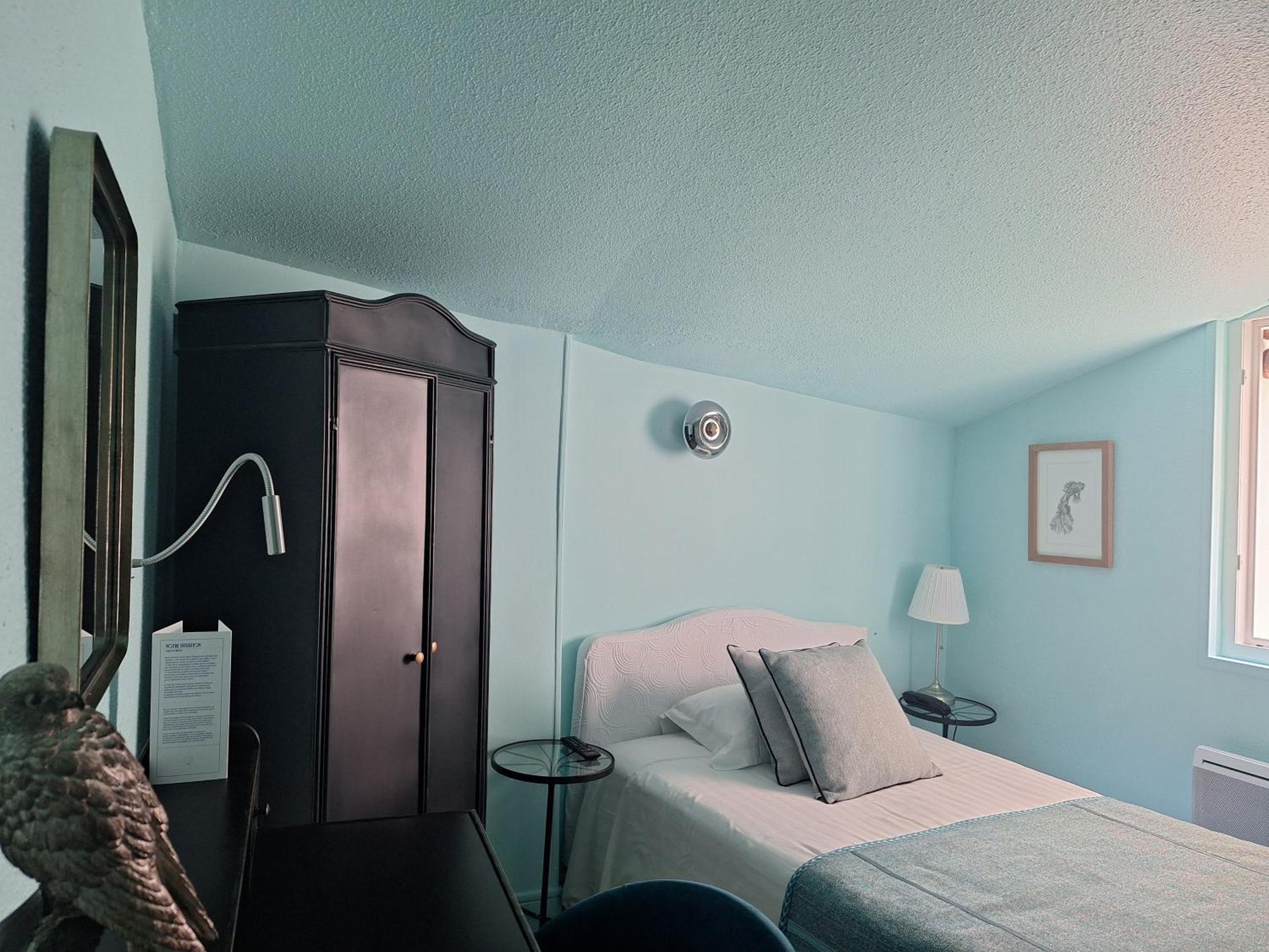 Economy Single Room Inner Courtyard View