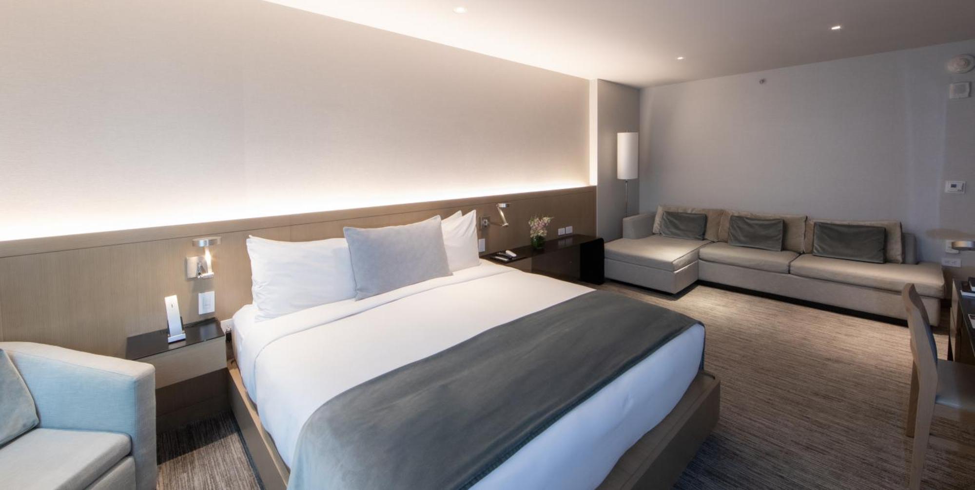 Junior Suite One King Size Bed