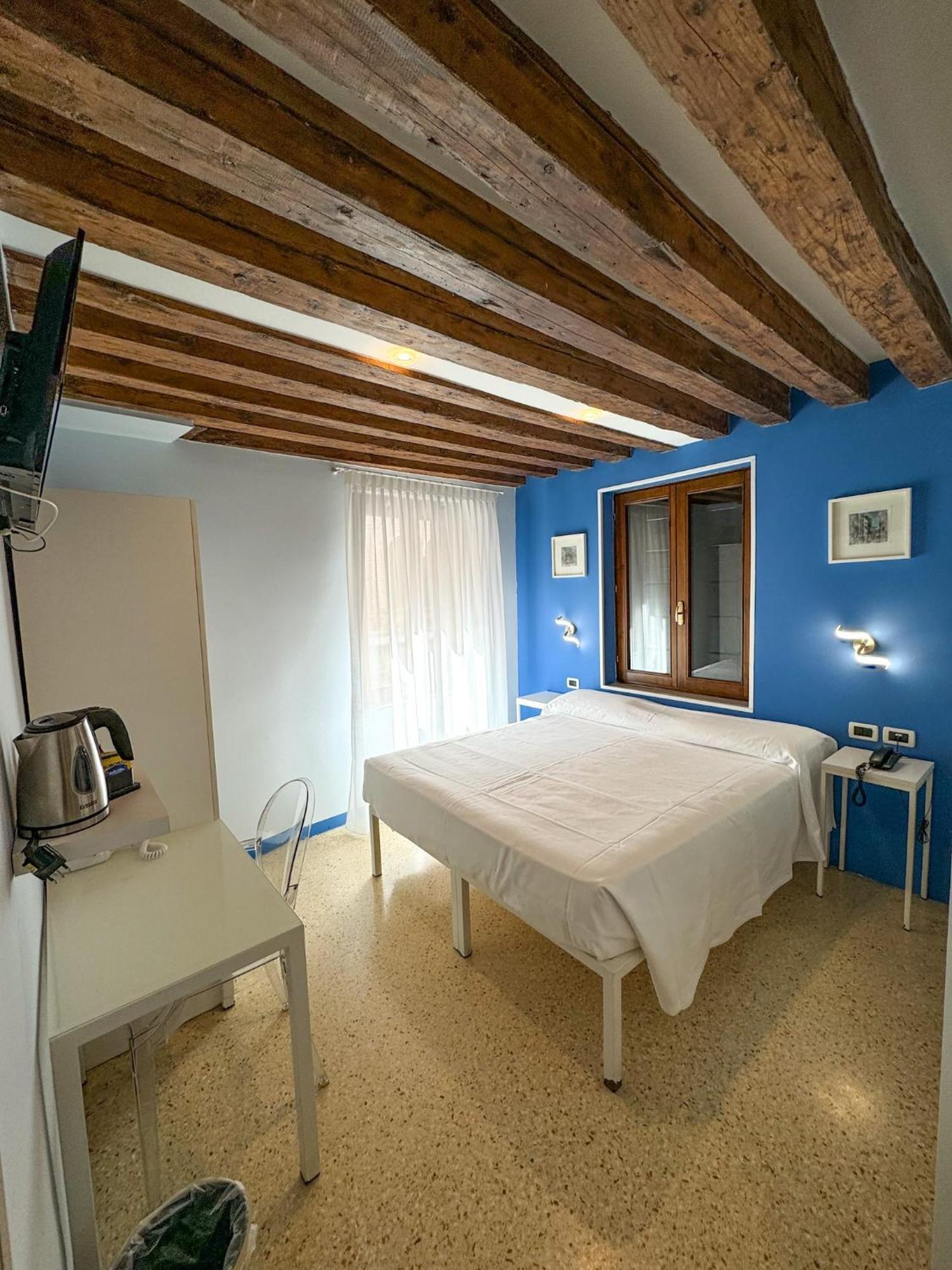 Double Room,1600592280:JPEG