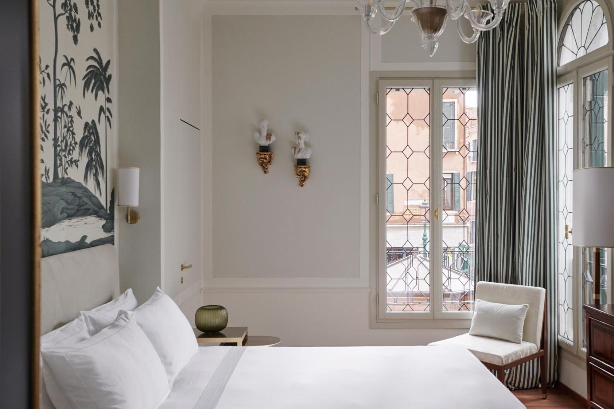 Suite 2 Chambres avec Balcon - Vue sur Canal