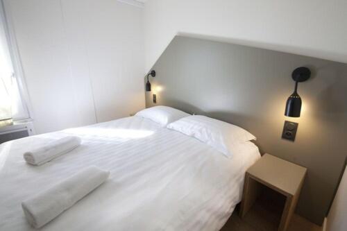 Chambre Double - Accessible aux Personnes à Mobilité Réduite