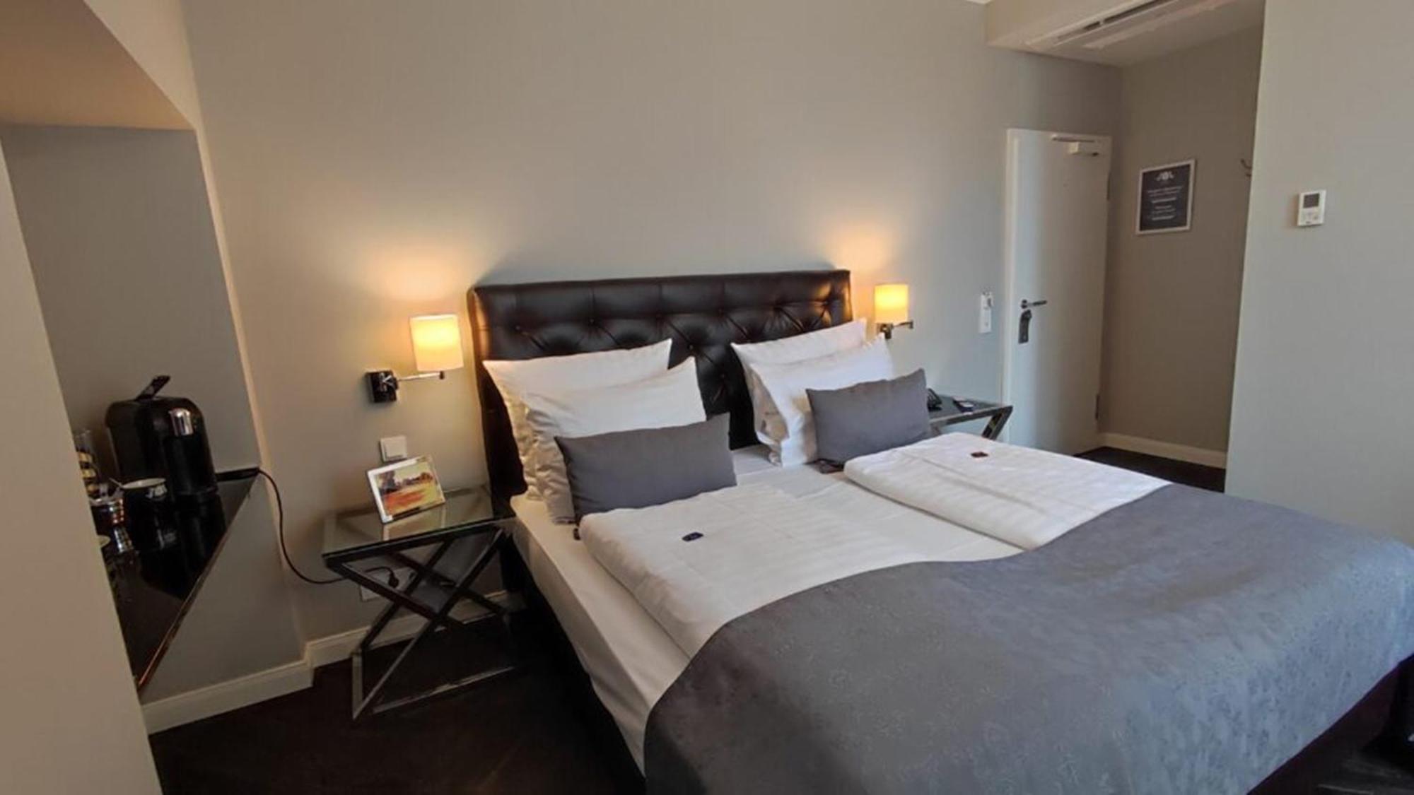 Business Single Room,1607232364:JPEG