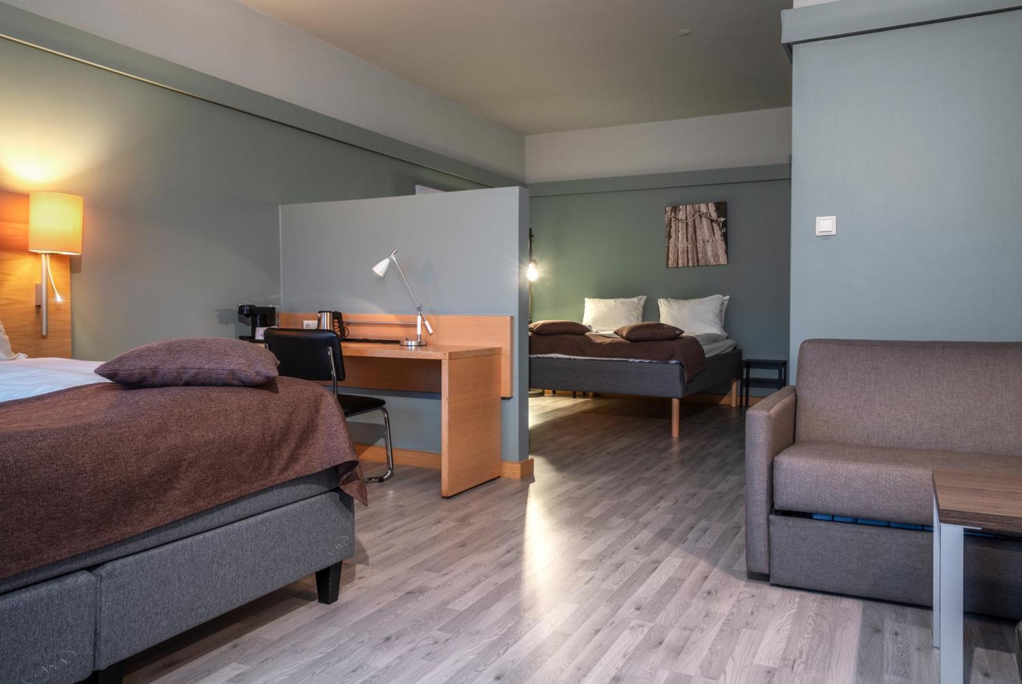 Deluxe Double Room,1615383217:JPEG