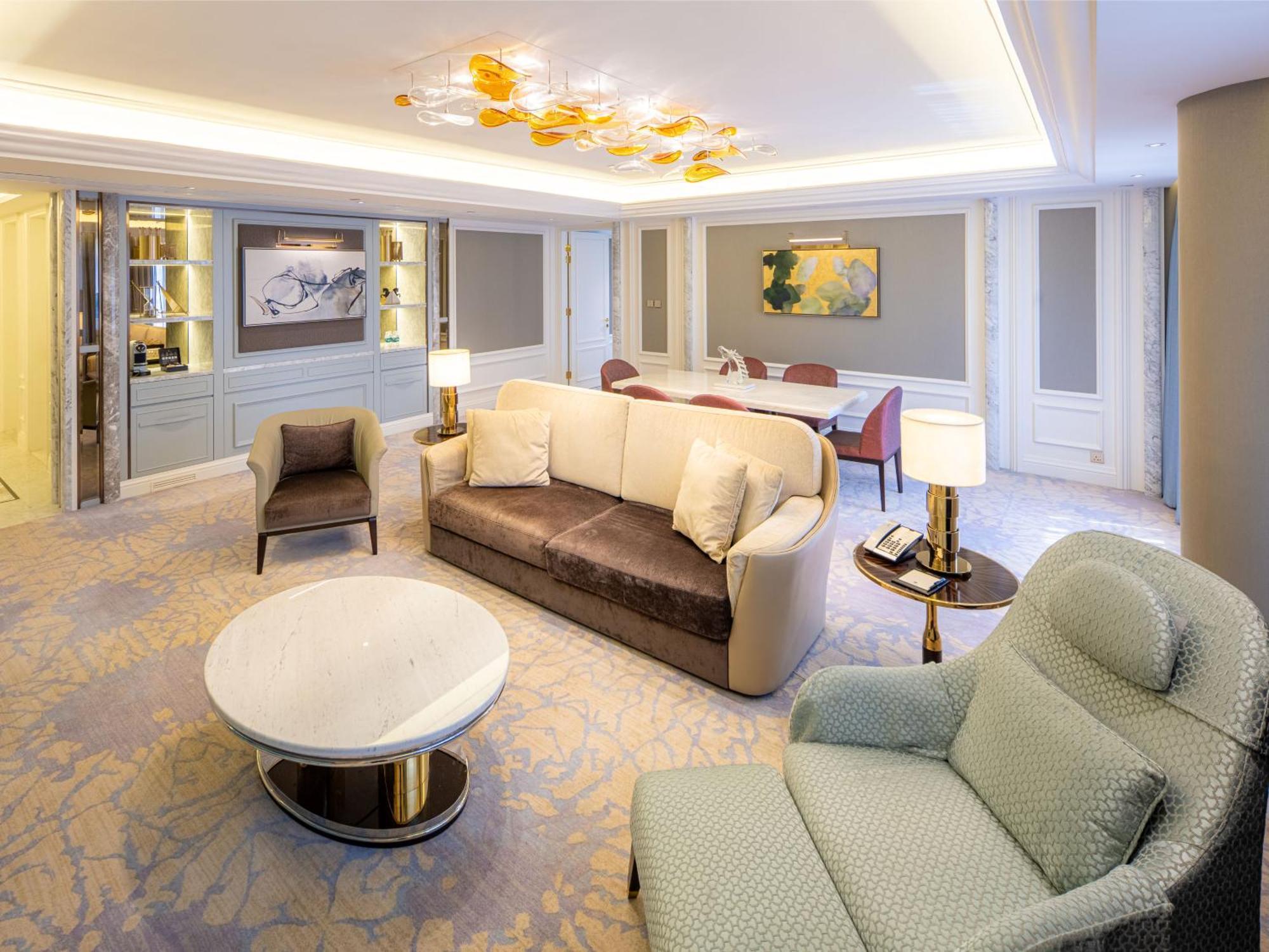 Royal Suite