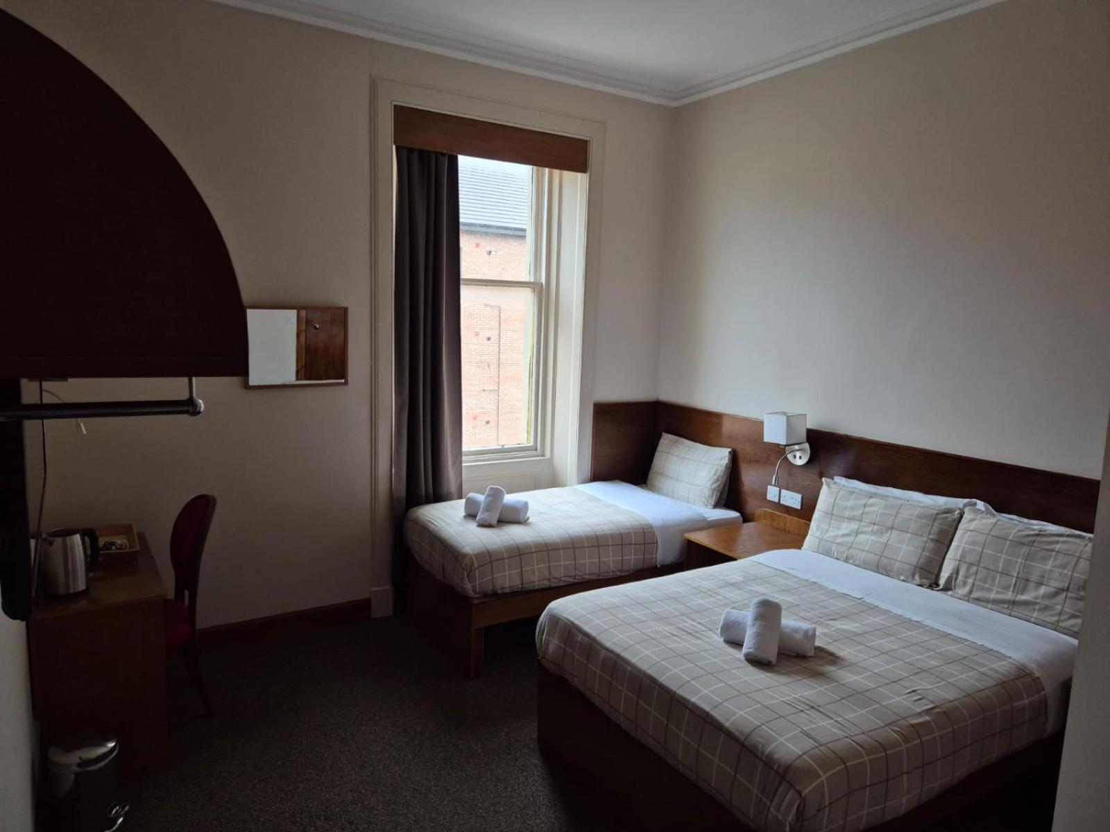 Triple Room,1621003810:JPEG