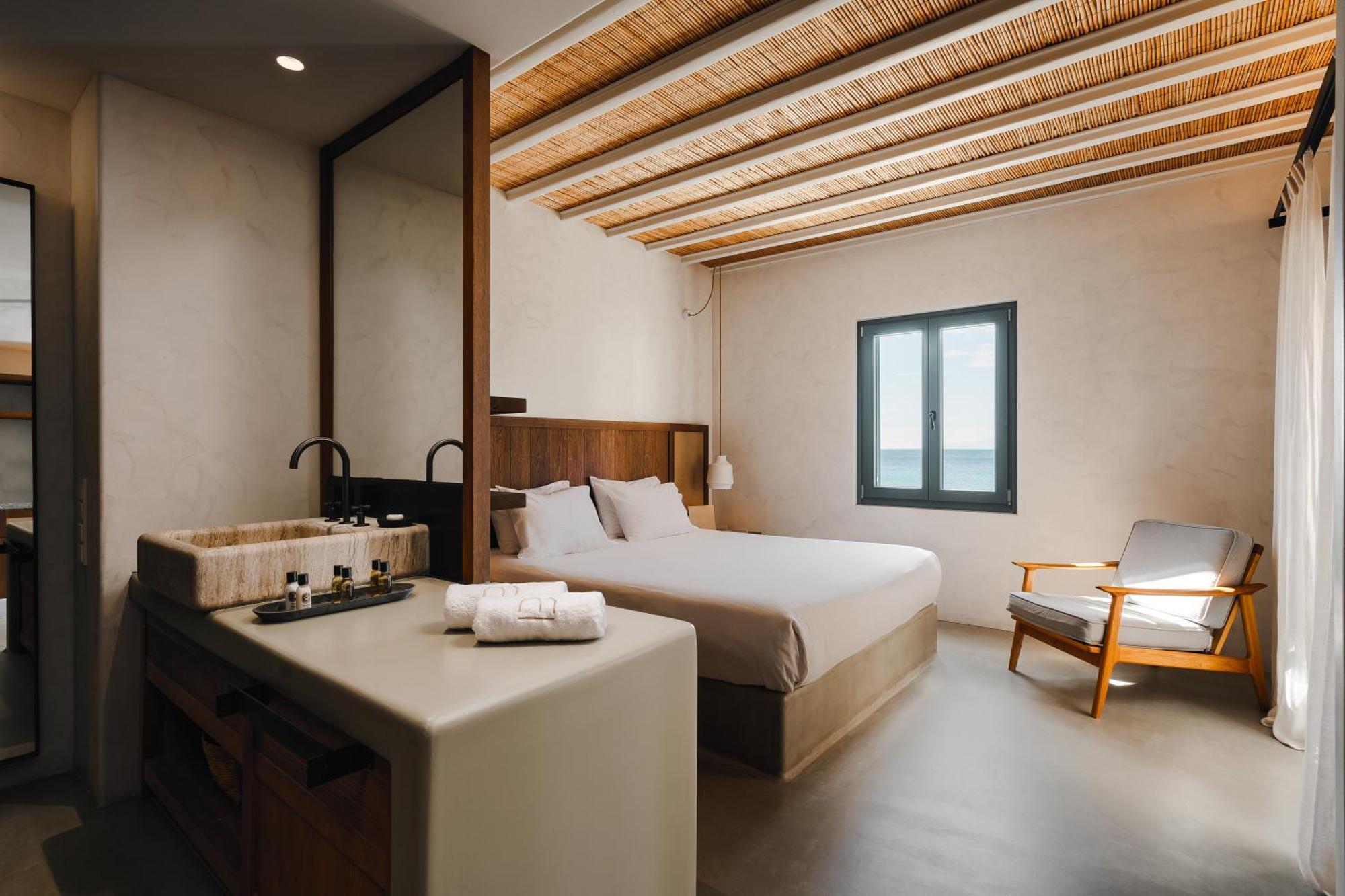 Deluxe Room Jacuzzi Sea View