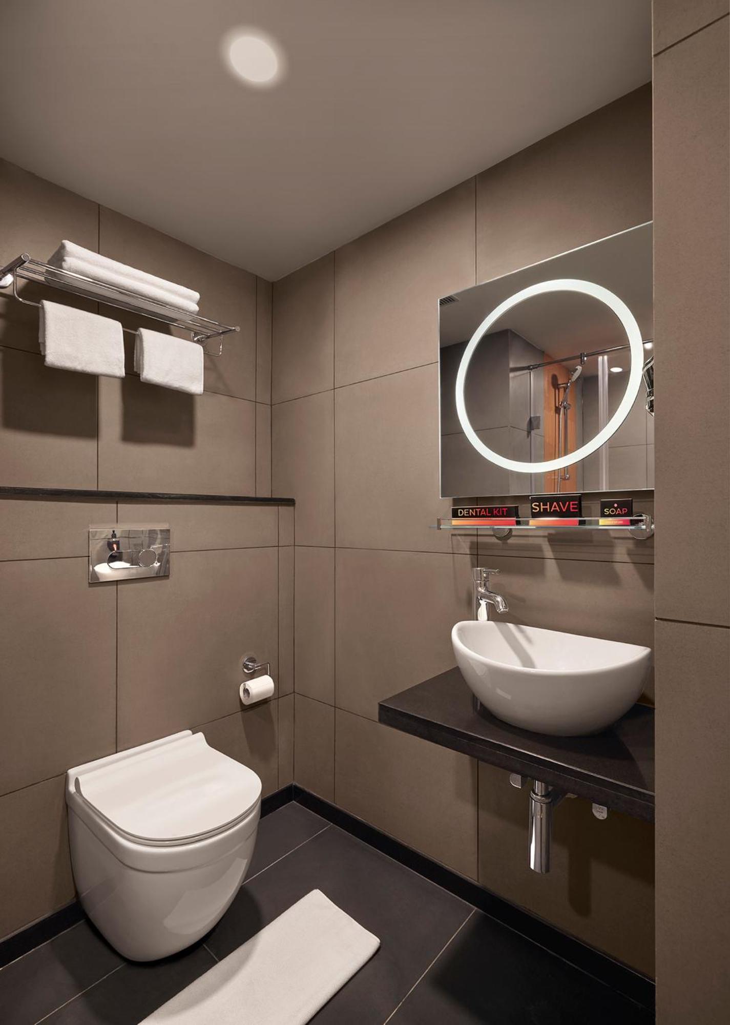 Executive Suite 1BR