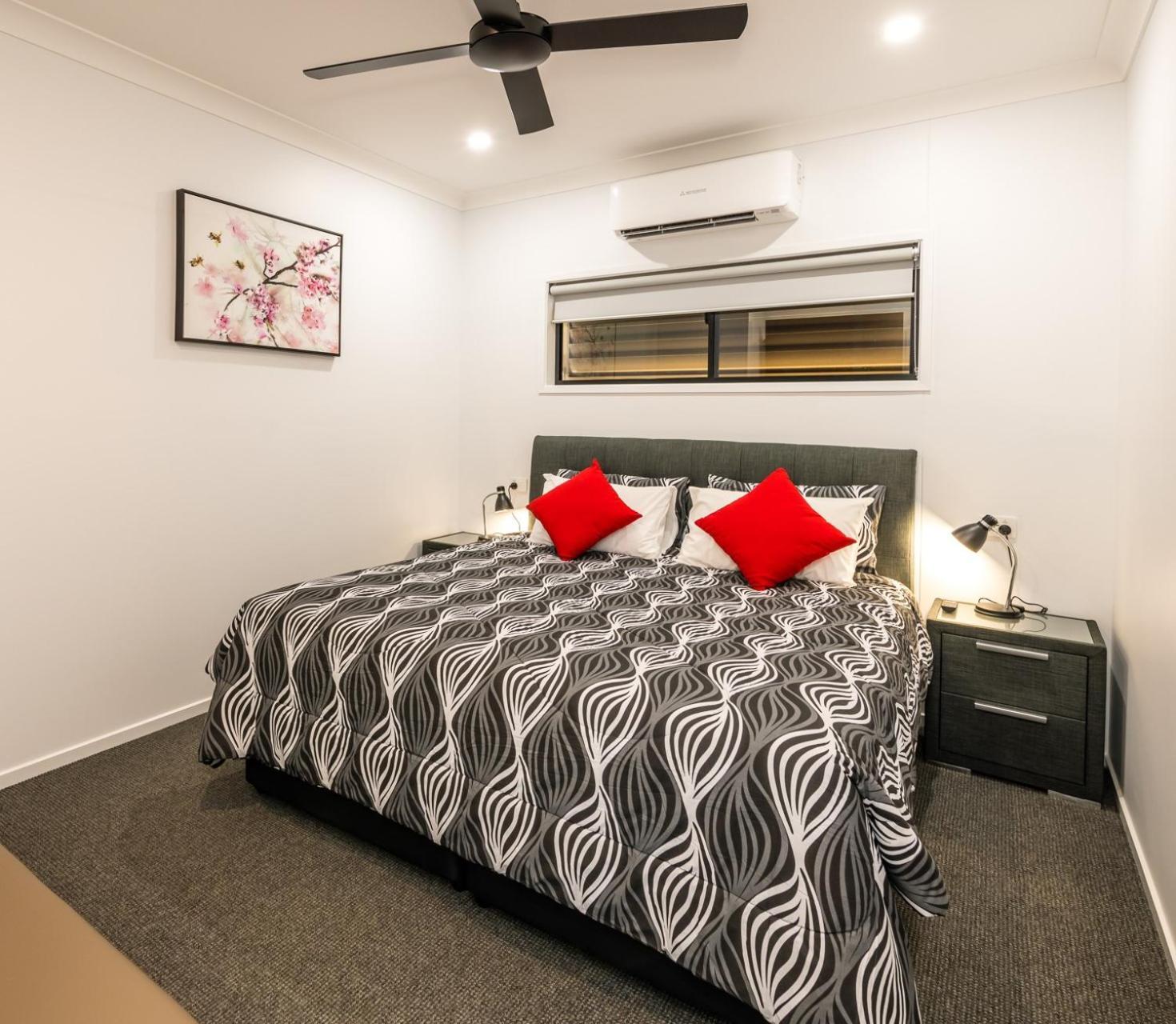 2 Bedroom Apartment 2 x King Beds - NOT Pet Friendly
