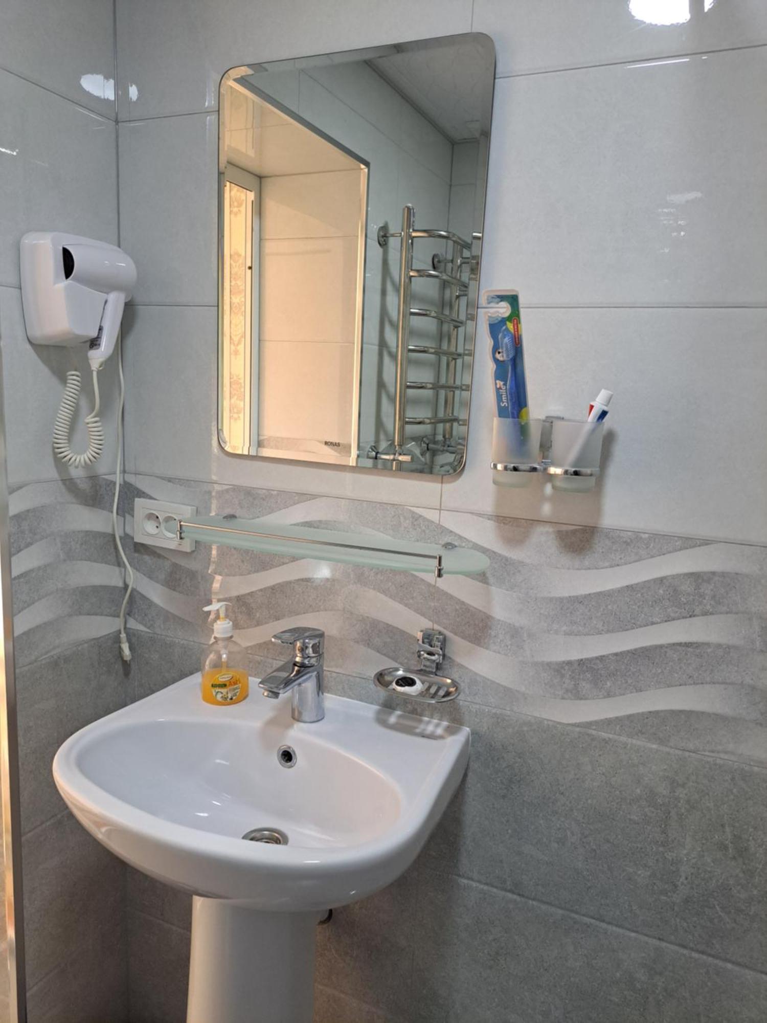 Deluxe Single Room,1637825212:JPEG