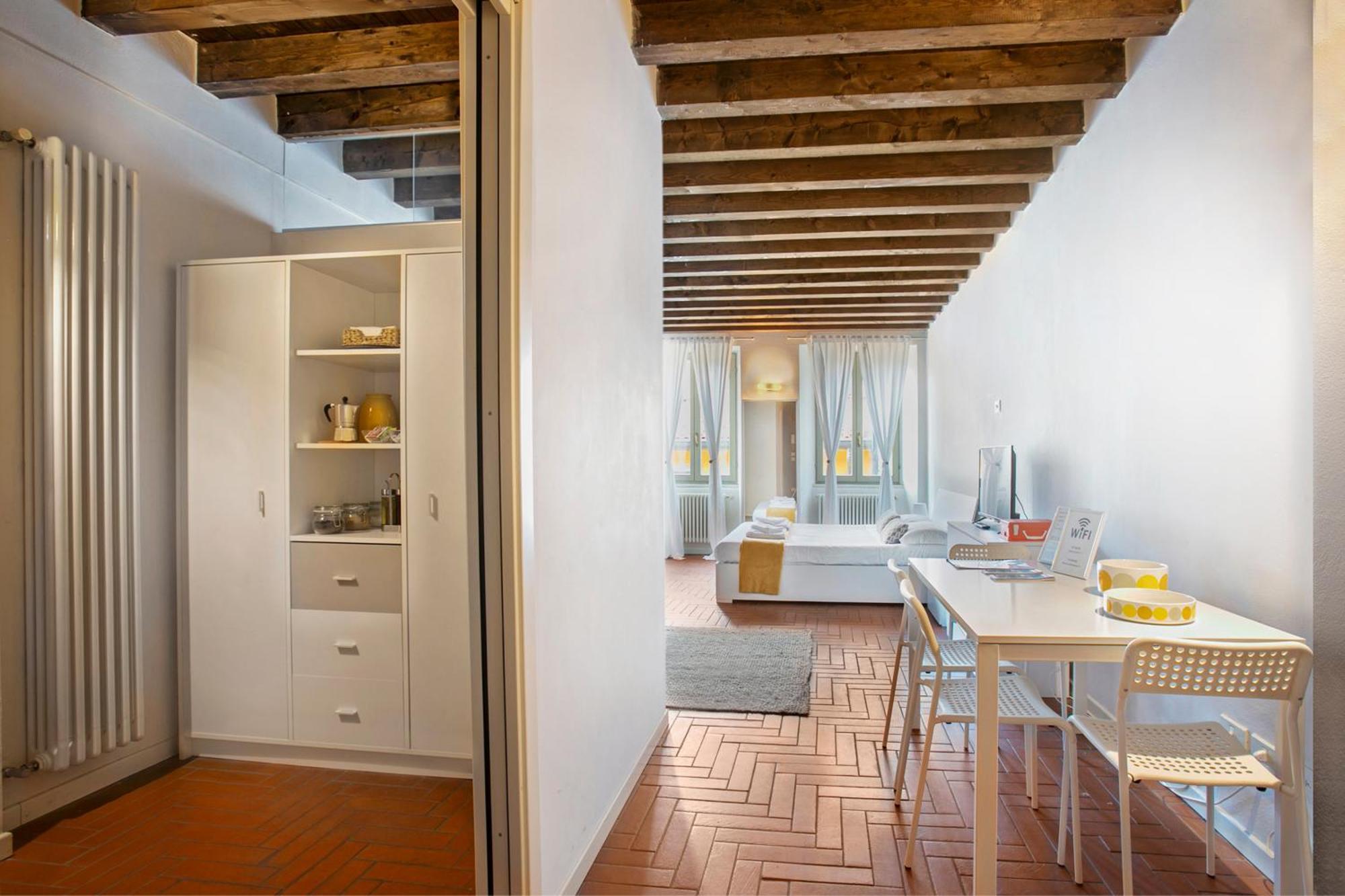 Studio Apartment