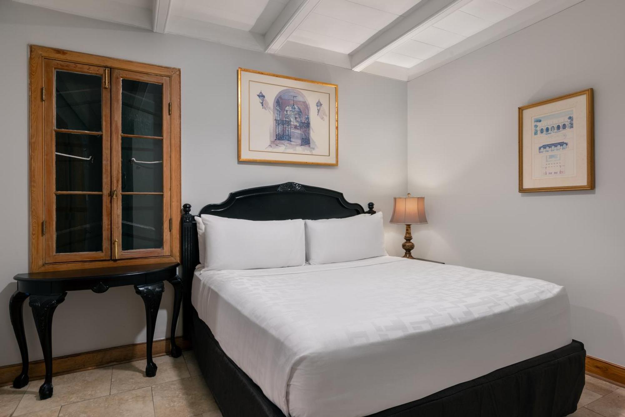 One-Bedroom Suite,1641012360:JPEG
