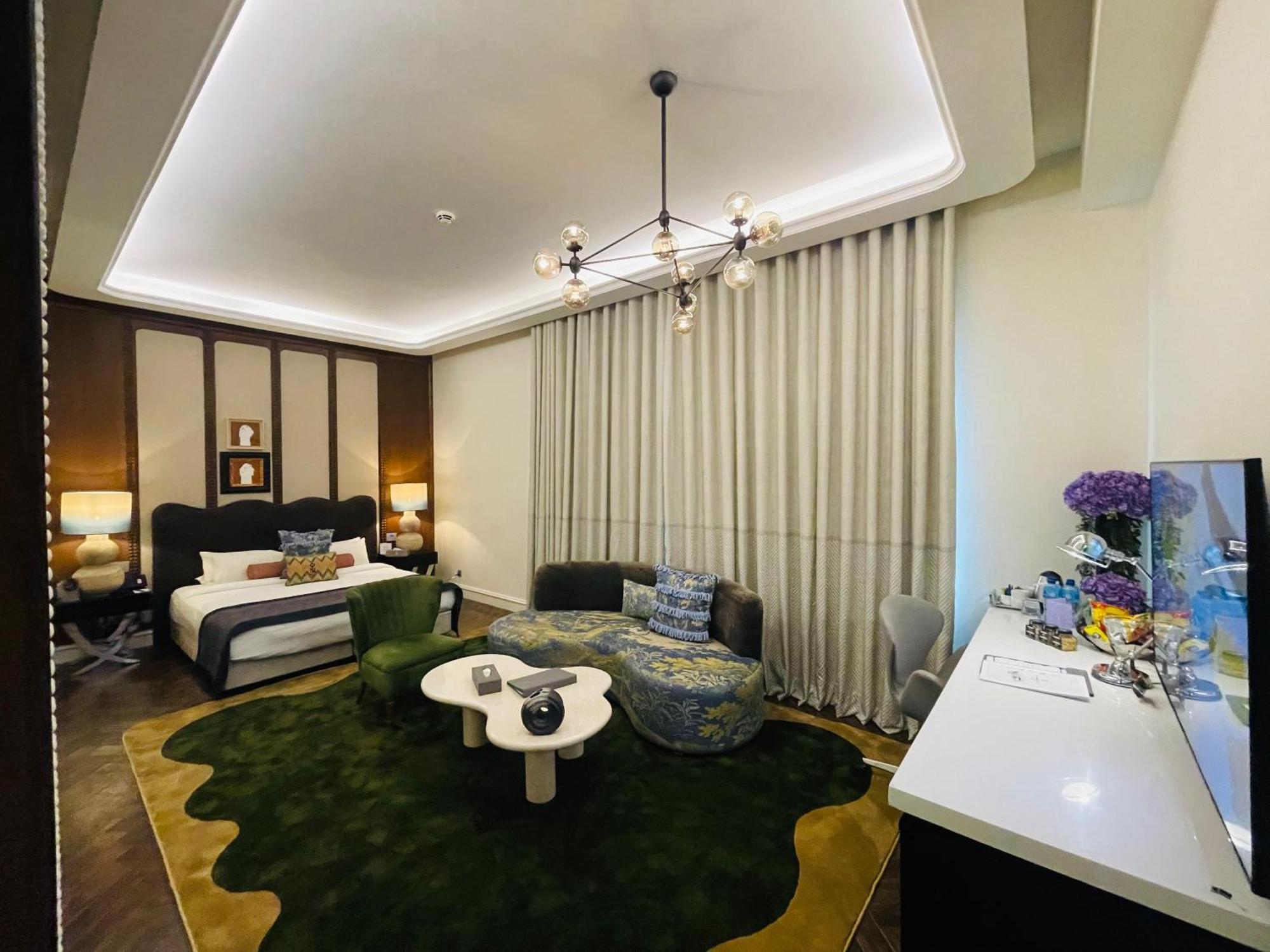 Royal Suite,1669855793:JPEG
