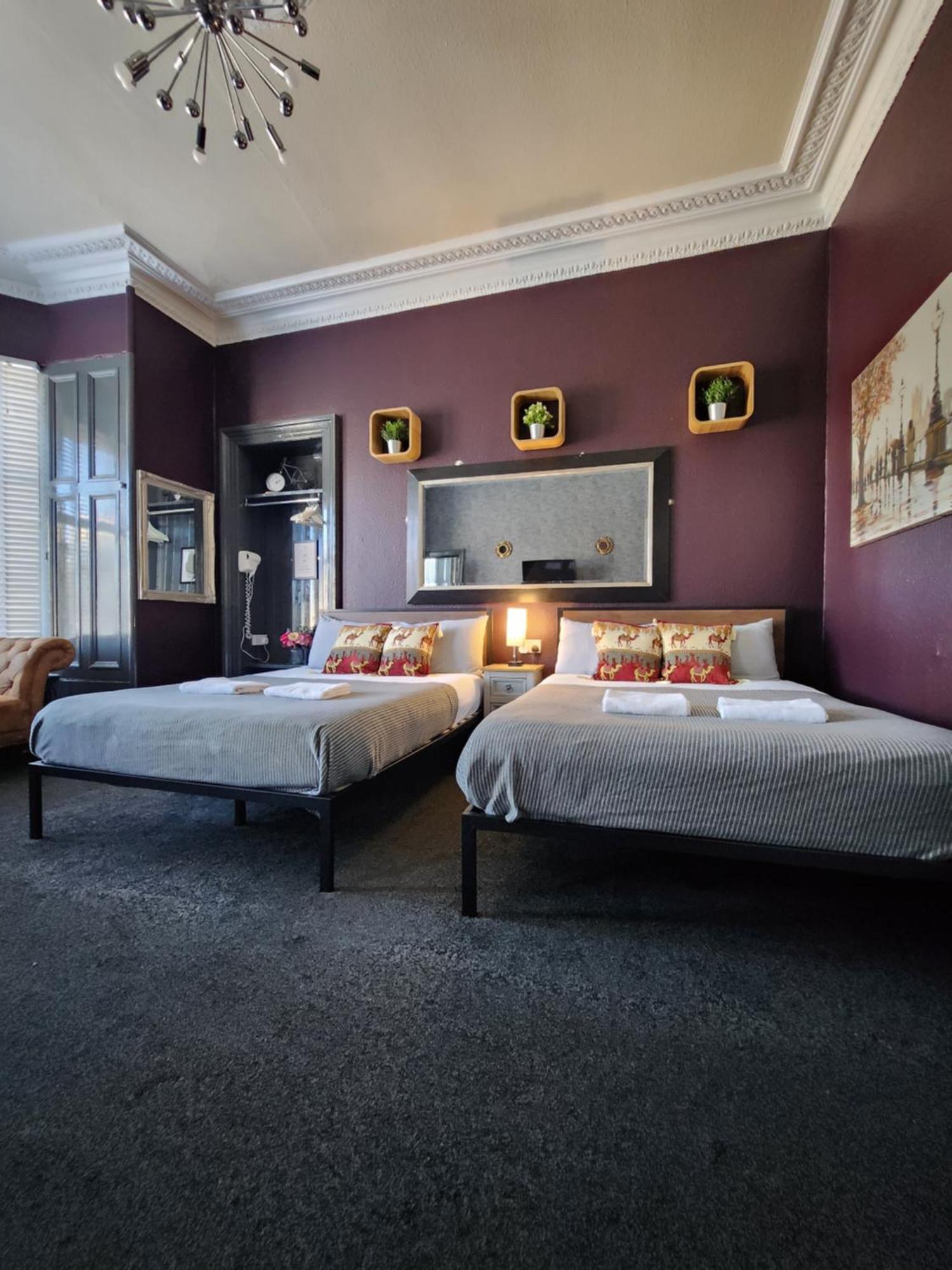 Deluxe Quadruple Room,1669904729:JPEG