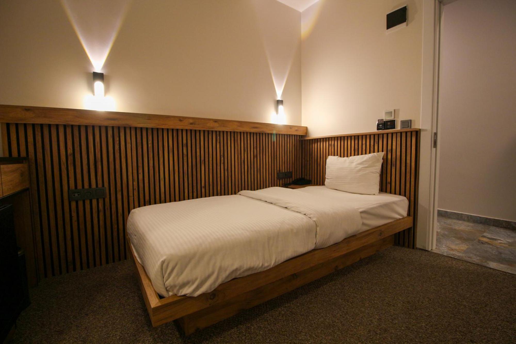 Small Single Room