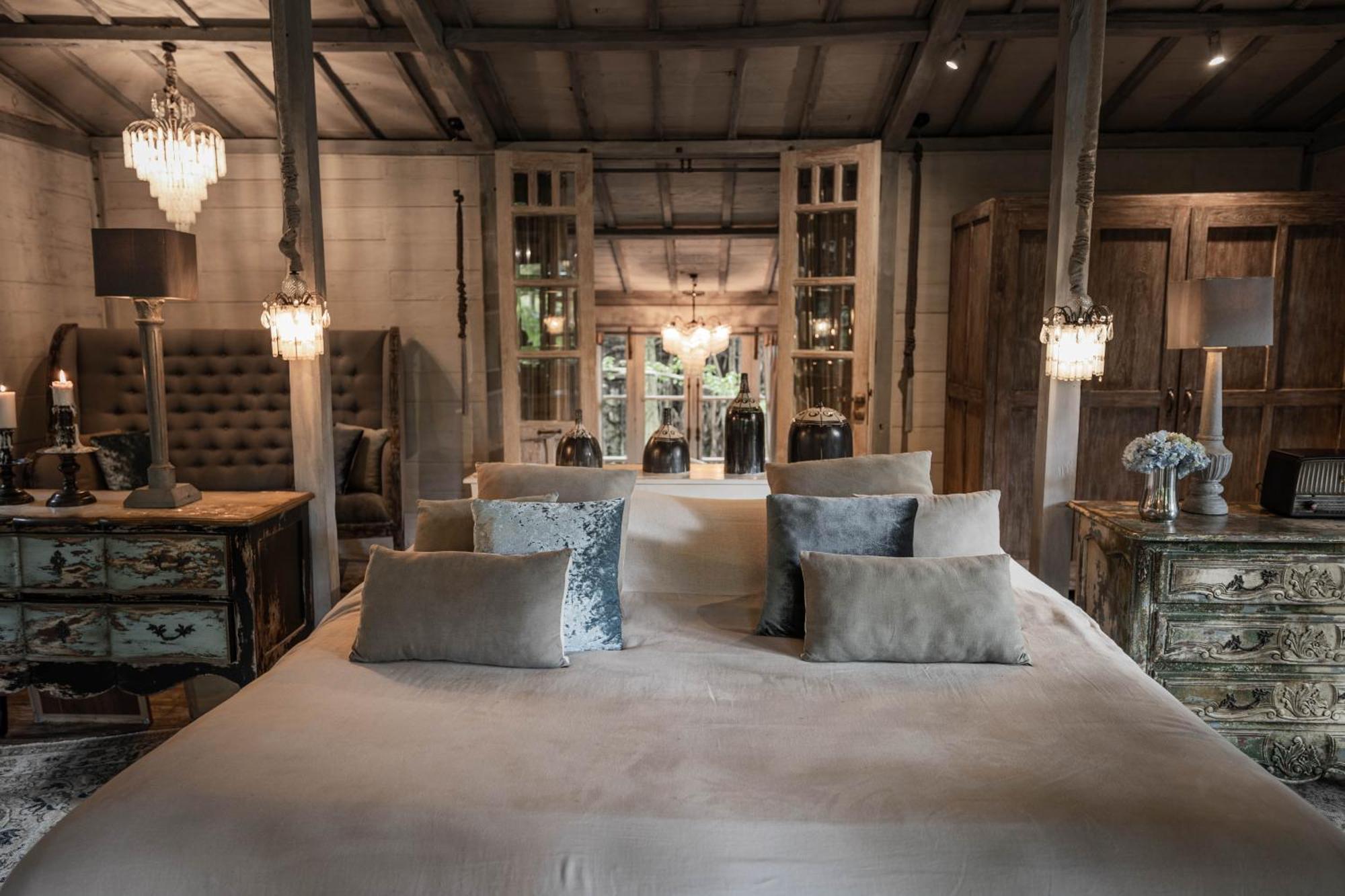 Vintage Teak House Complimentary Afternoon Tea