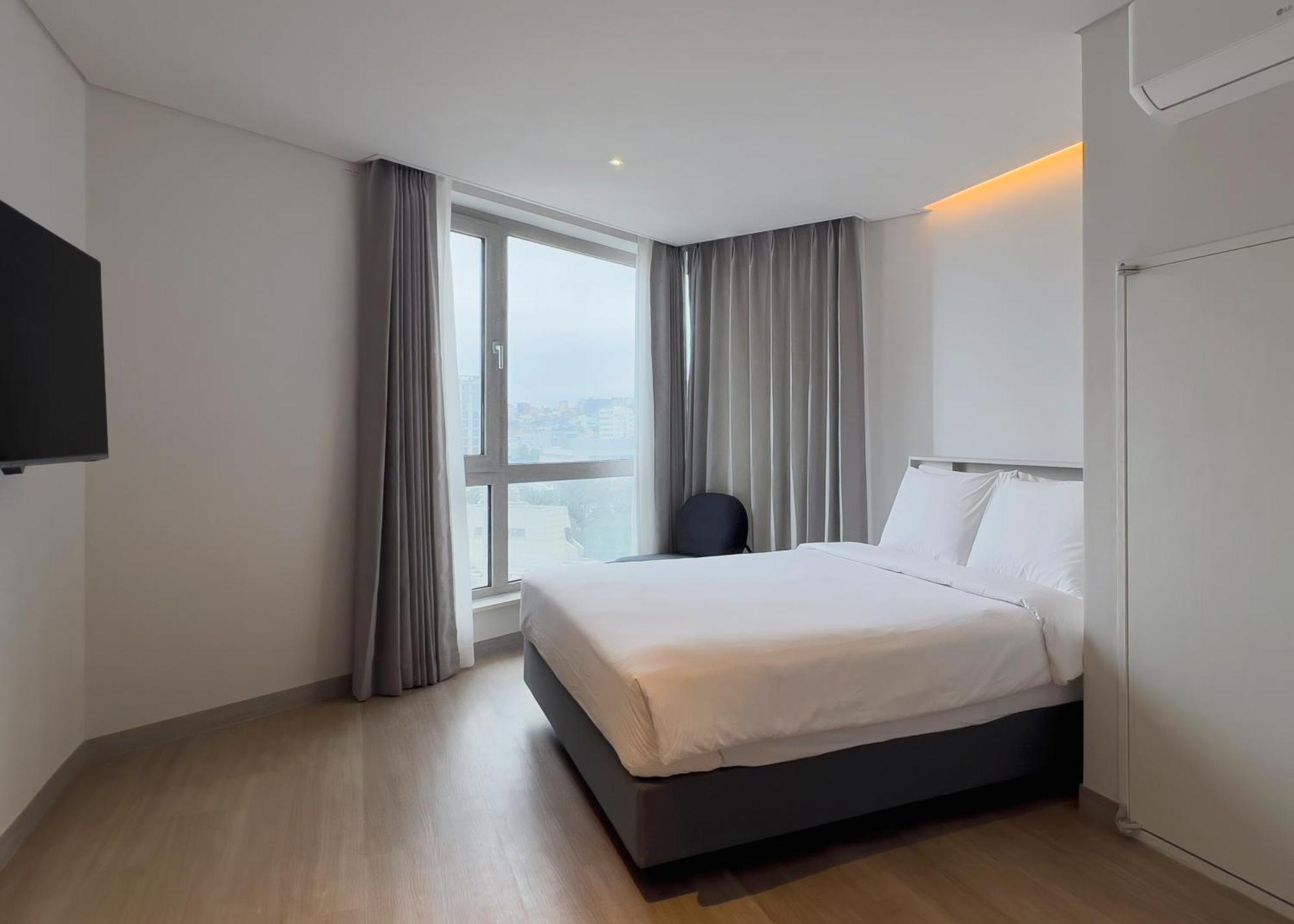 Superior Double Room City View