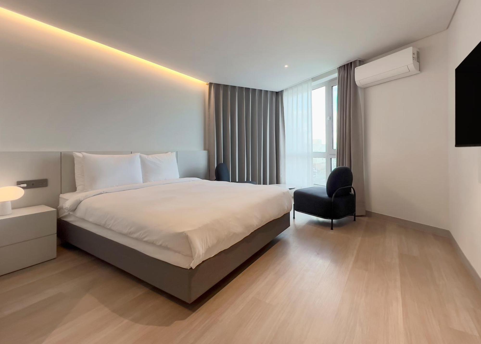 Superior Double Room City View