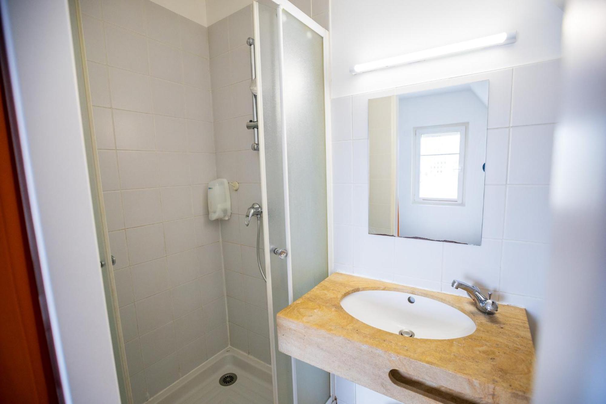 Double Room Private Bathroom,1692621263:JPEG