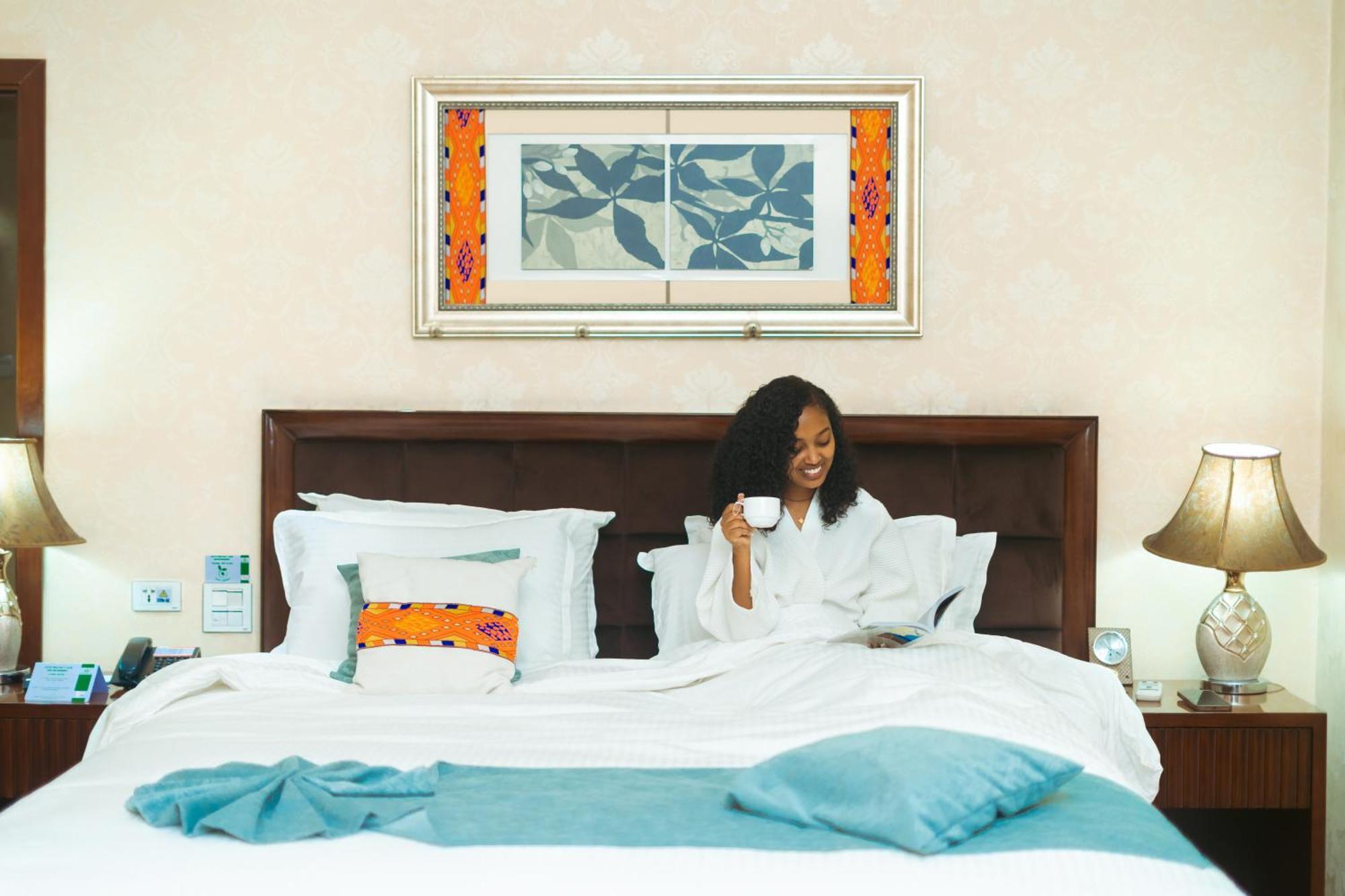 Suite,1693303187:JPEG